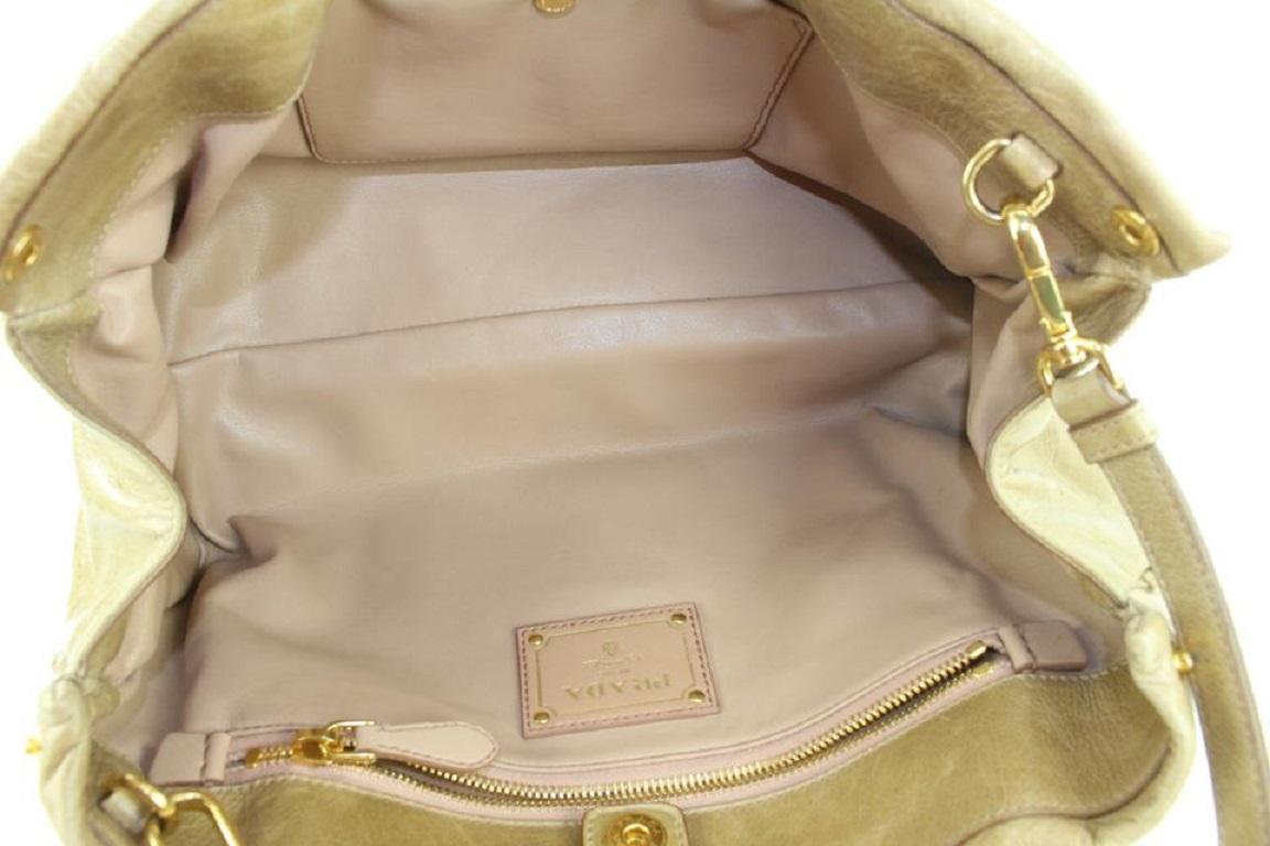 Prada BN1866 Beige Vitello Shine Leather Bow Shopping Bag with Strap 459pr6 In Good Condition For Sale In Dix hills, NY