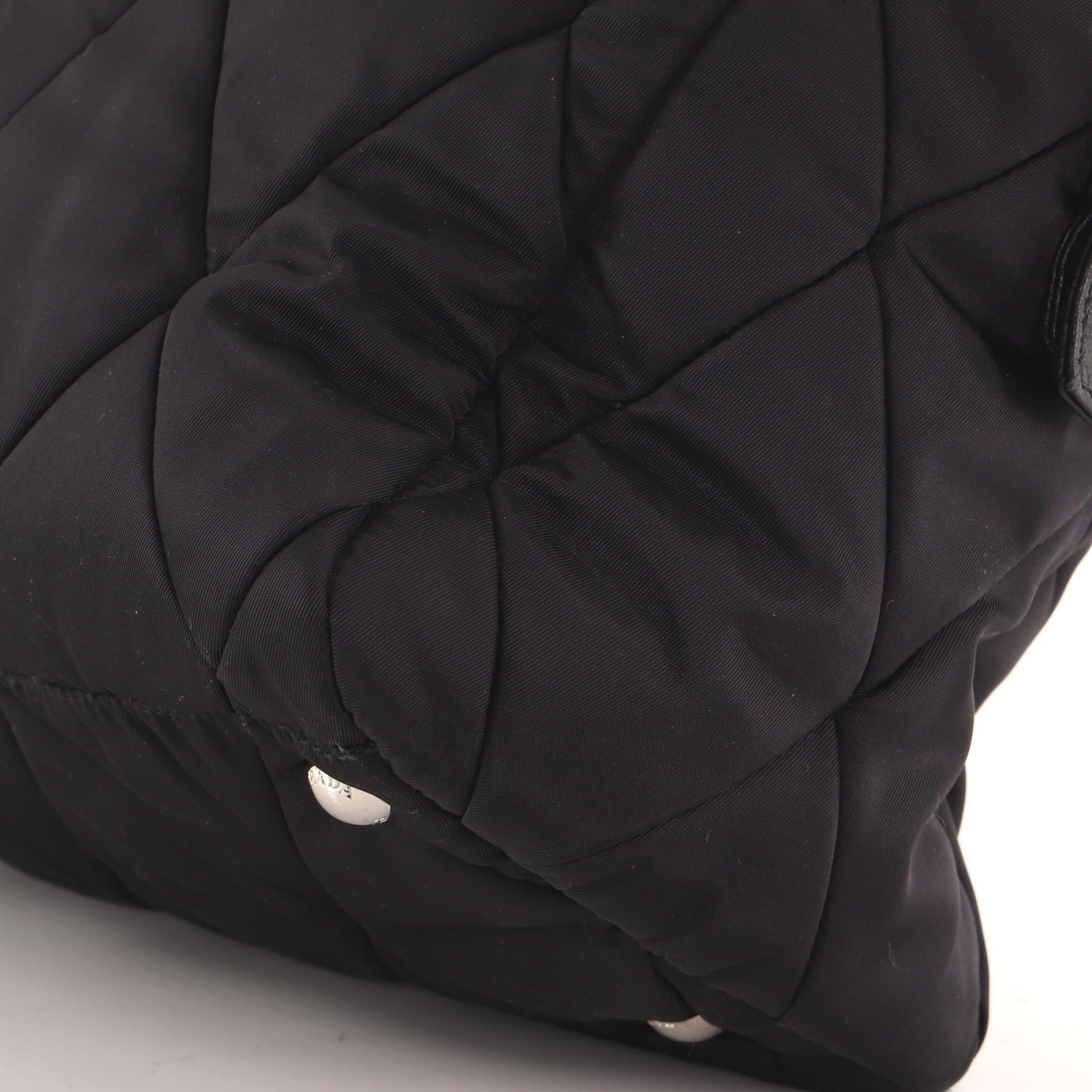 Prada Bomber Umwandelbare Tragetasche aus gestepptem Tessuto Klein 2
