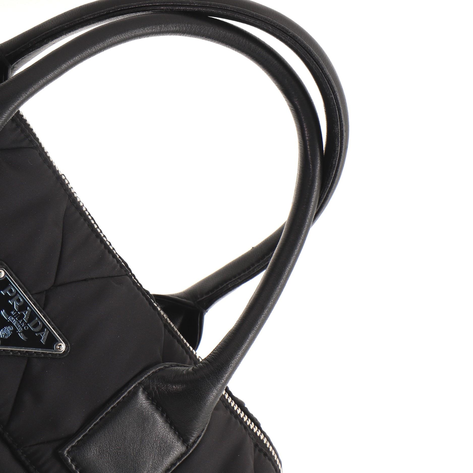 Prada Bomber Umwandelbare Tragetasche aus gestepptem Tessuto Klein 3