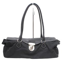 Prada Boston Umhängetasche 869473 aus schwarzem Nylon