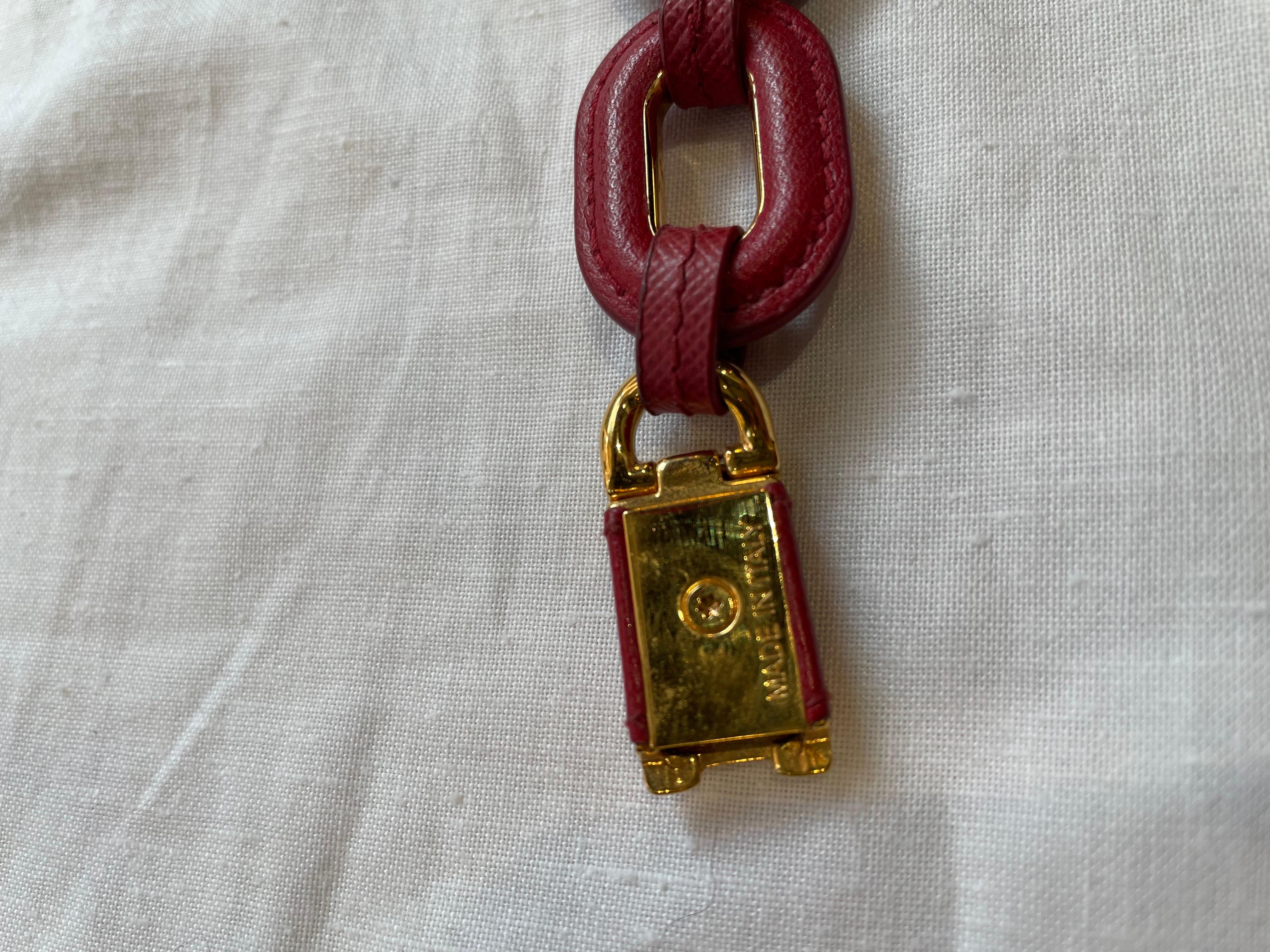 Prada bracelet in dark red saffiano leather For Sale 1