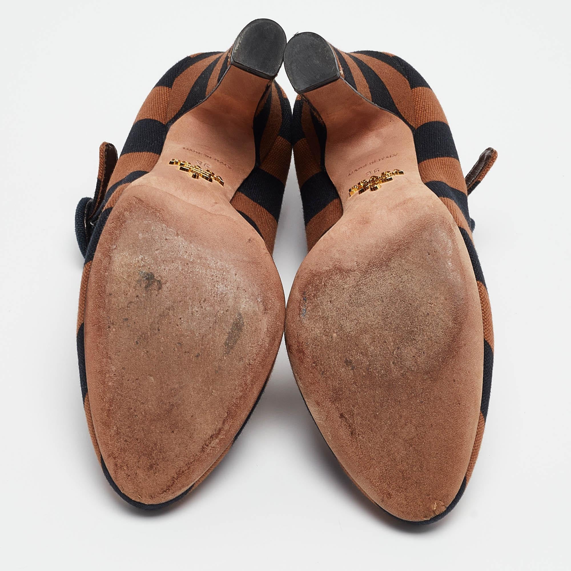 Prada Escarpins Mary Jane en toile Brown/Black Taille 36 1
