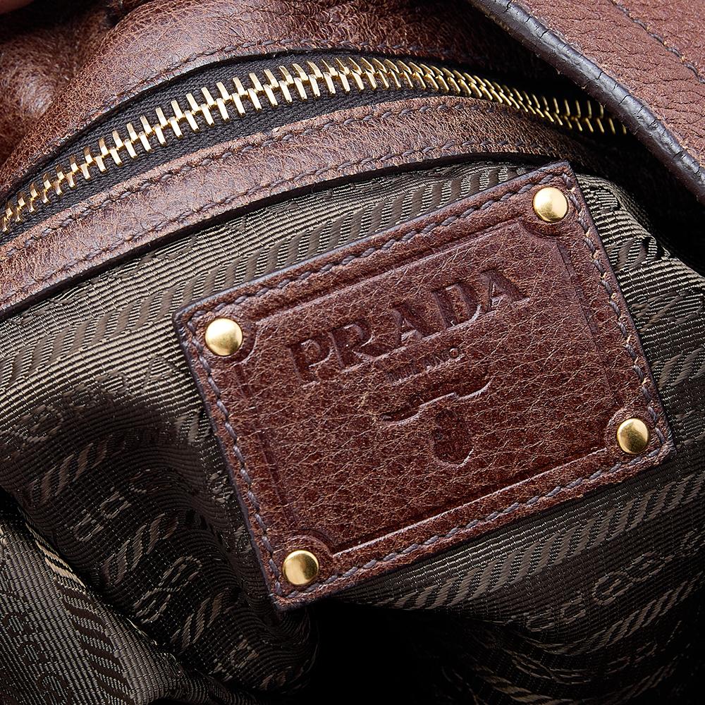 Prada Brown Cervo Leather Hobo In Good Condition In Dubai, Al Qouz 2