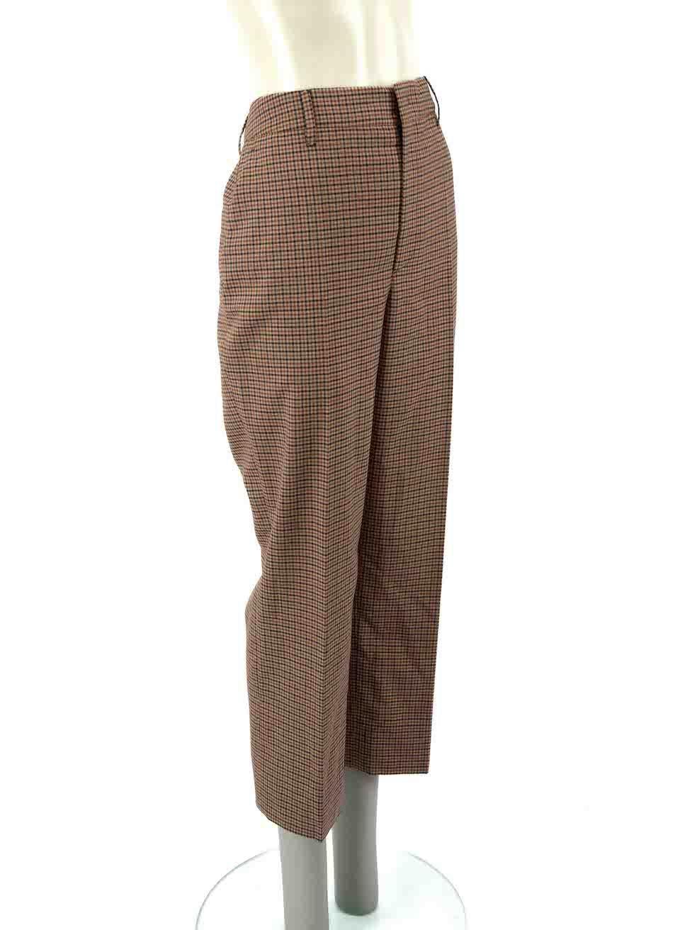 CONDITION is Very good. Hardly any visible wear to trousers is evident on this used Prada designer resale item.
 
Details
Brown
Wool
Straight leg trousers
Checkered pattern
High rise
Belt hoops
Front zip closure with clasp and button
2x Front side