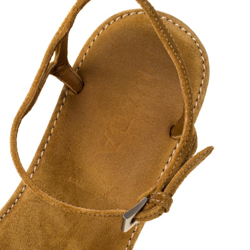 Prada Brown Criss Cross Suede Ankle Strap Cork Wedge Sandals Size 40 In Good Condition For Sale In Dubai, Al Qouz 2