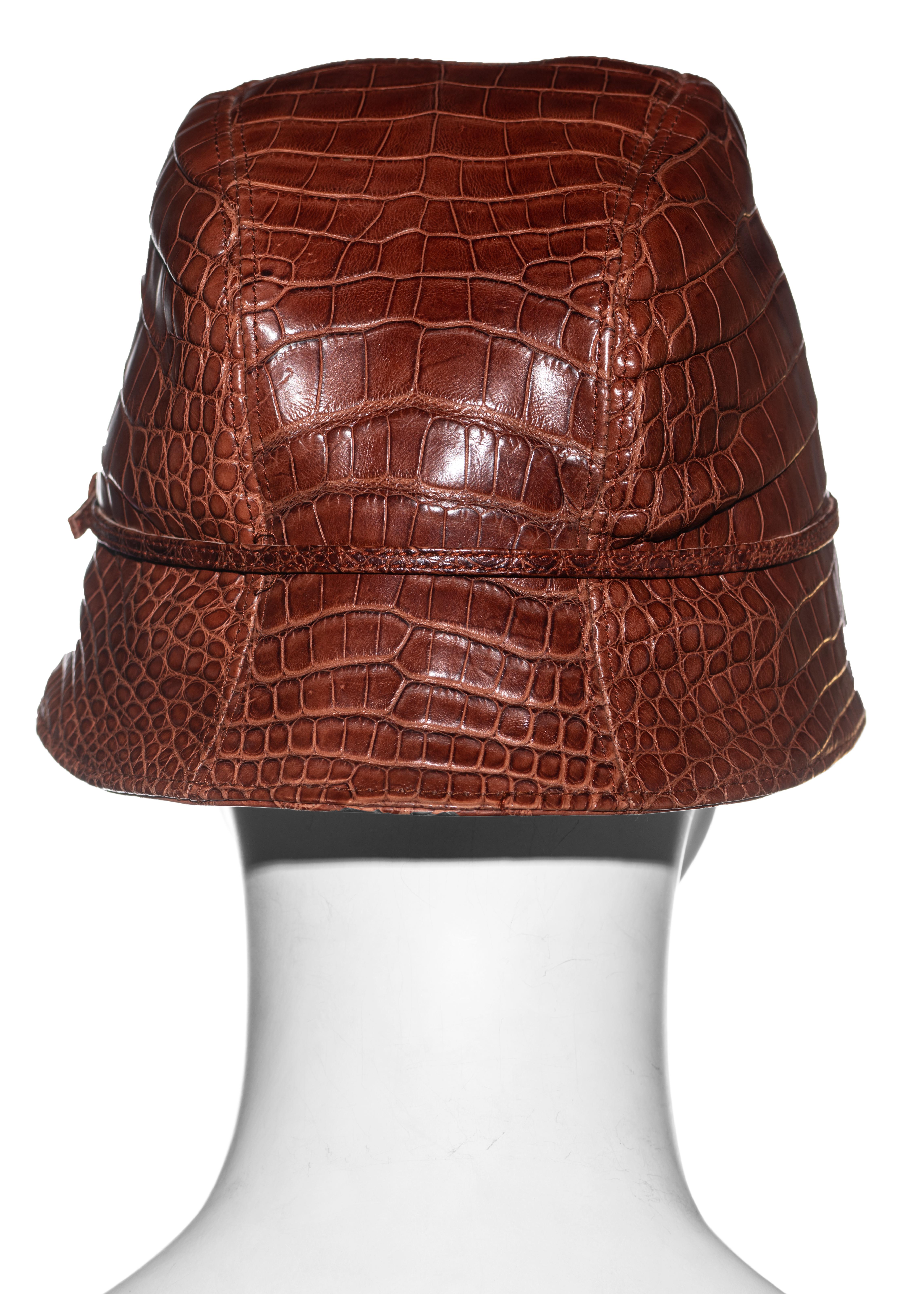 Prada brown alligator bucket hat, fw 2003 In Excellent Condition For Sale In London, GB