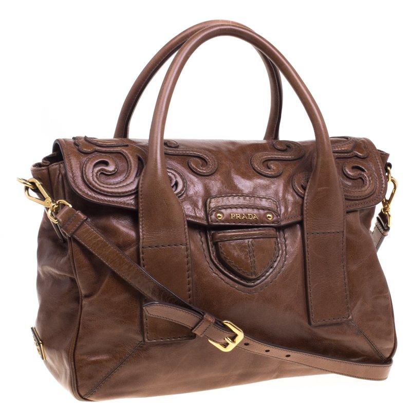 Prada Brown Glazed Leather Top Handle Bag In Good Condition In Dubai, Al Qouz 2