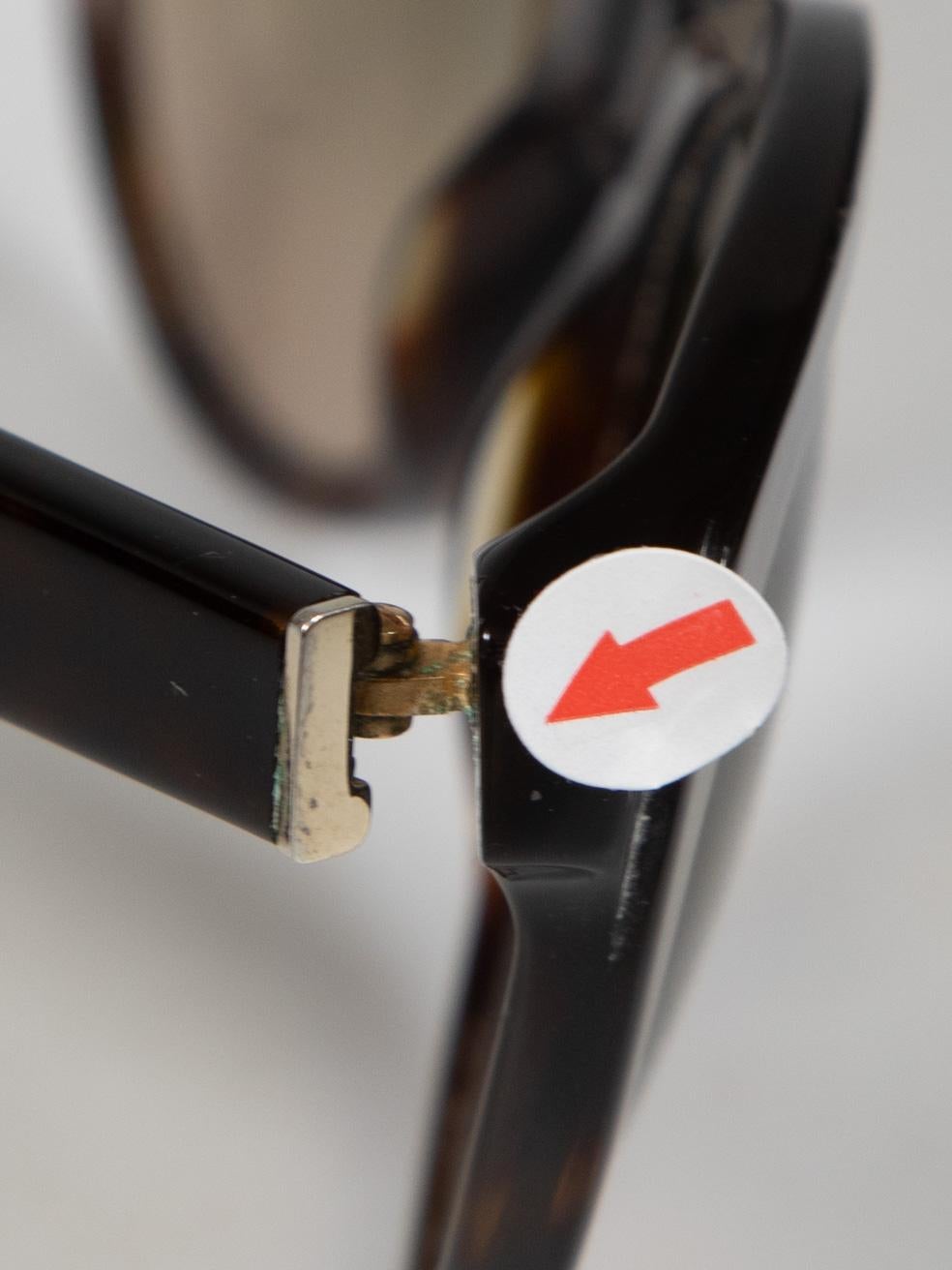 Gafas de sol con logotipo degradado marrón de Prada en venta 5