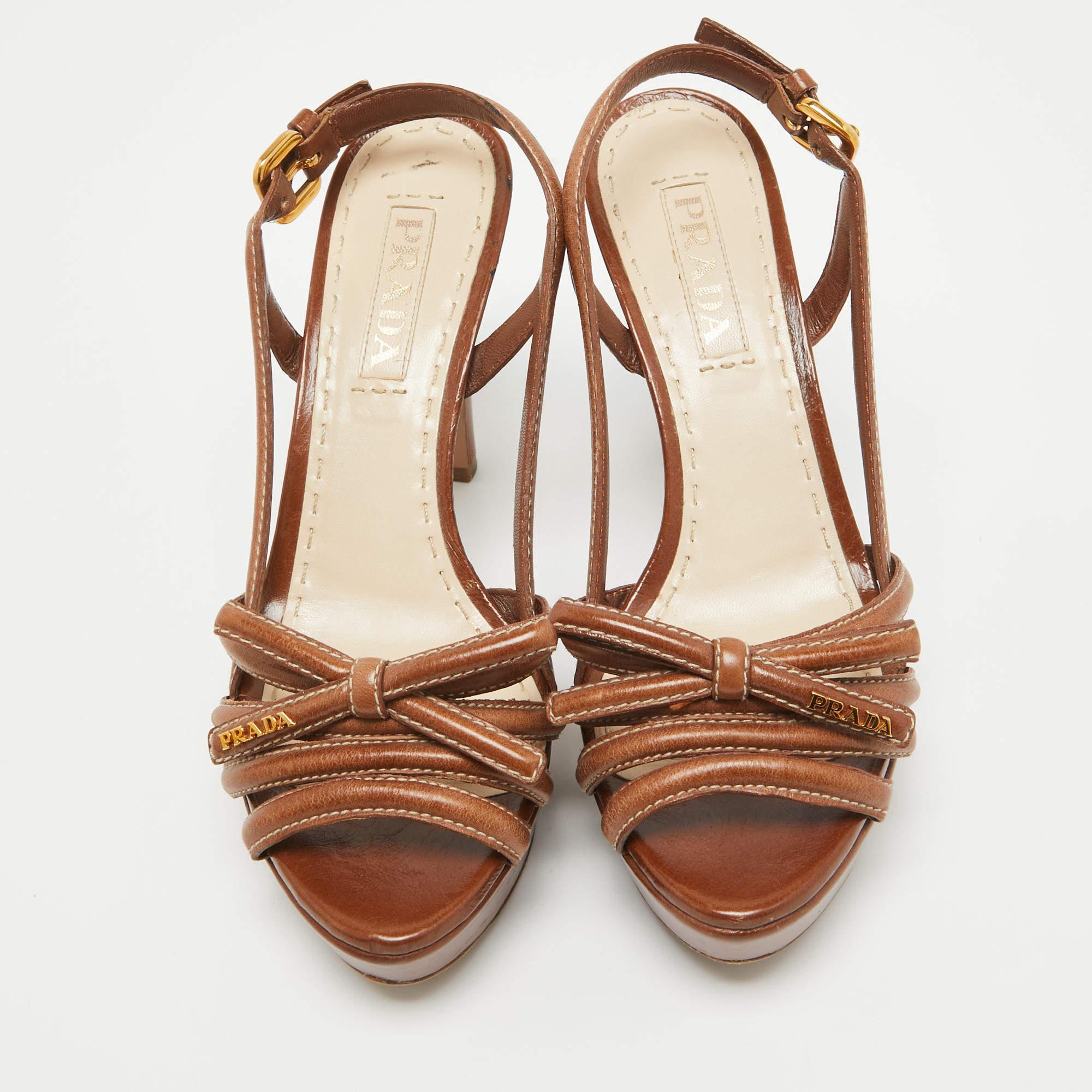 Prada Brown Leather Bow Slingback Sandals Size 37.5 In Fair Condition In Dubai, Al Qouz 2