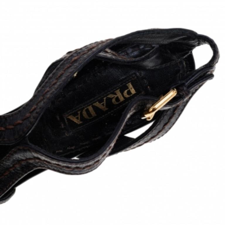 Donna Prada, pelle marrone, espadrillas, piattaforma con tacco in legno, sandali alla caviglia misura 40 in vendita