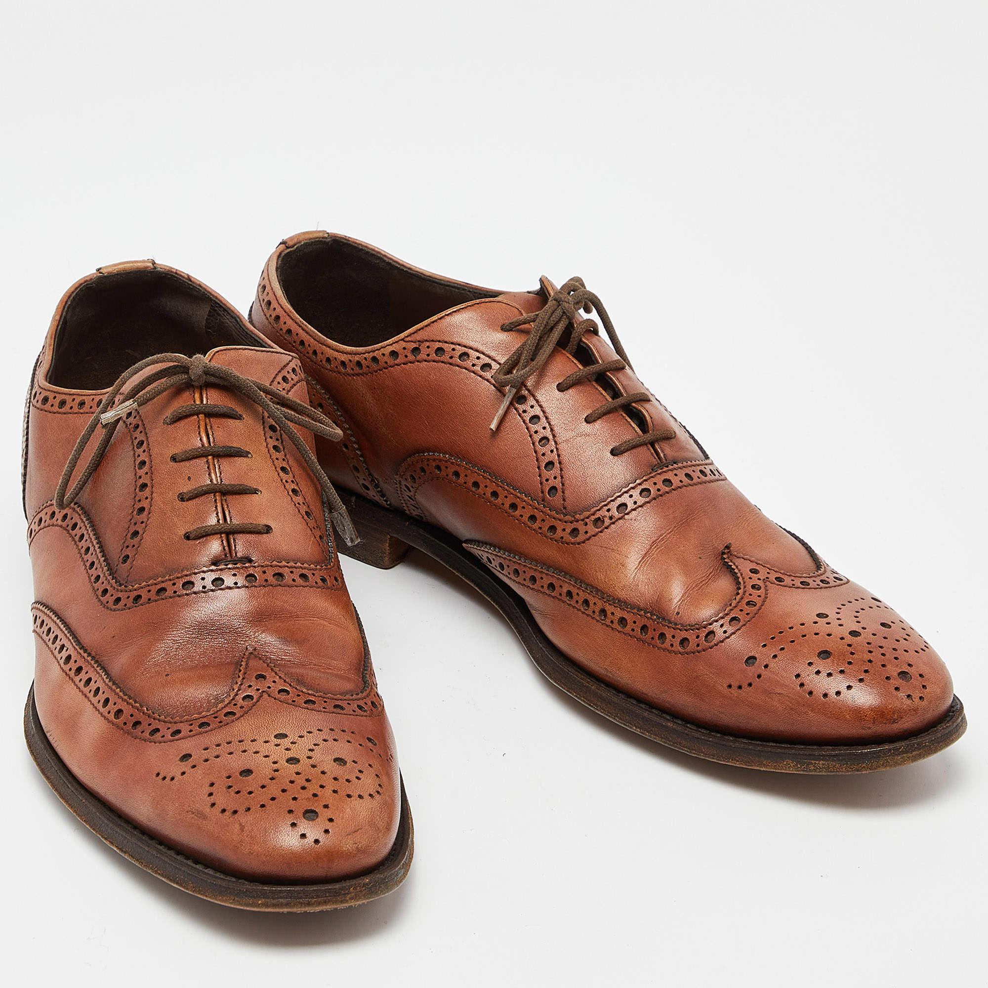 Prada Brown Leather Lace Up Oxfords Size 41 For Sale 1