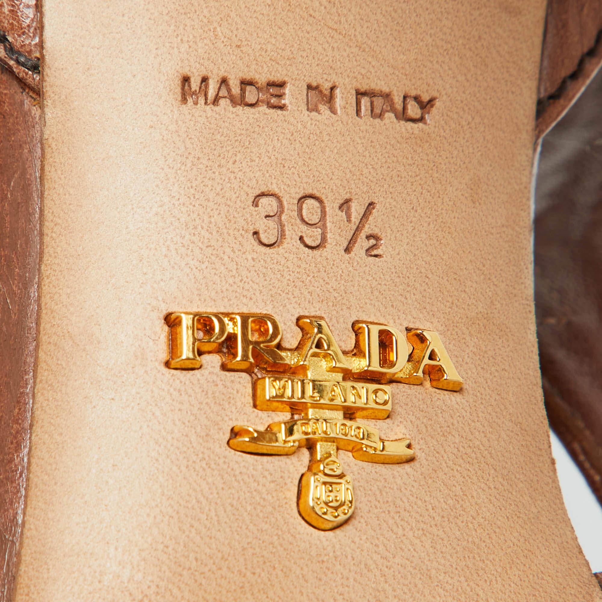 Prada Brown Leder Plateau Sandalen Größe 39.5 im Angebot 3