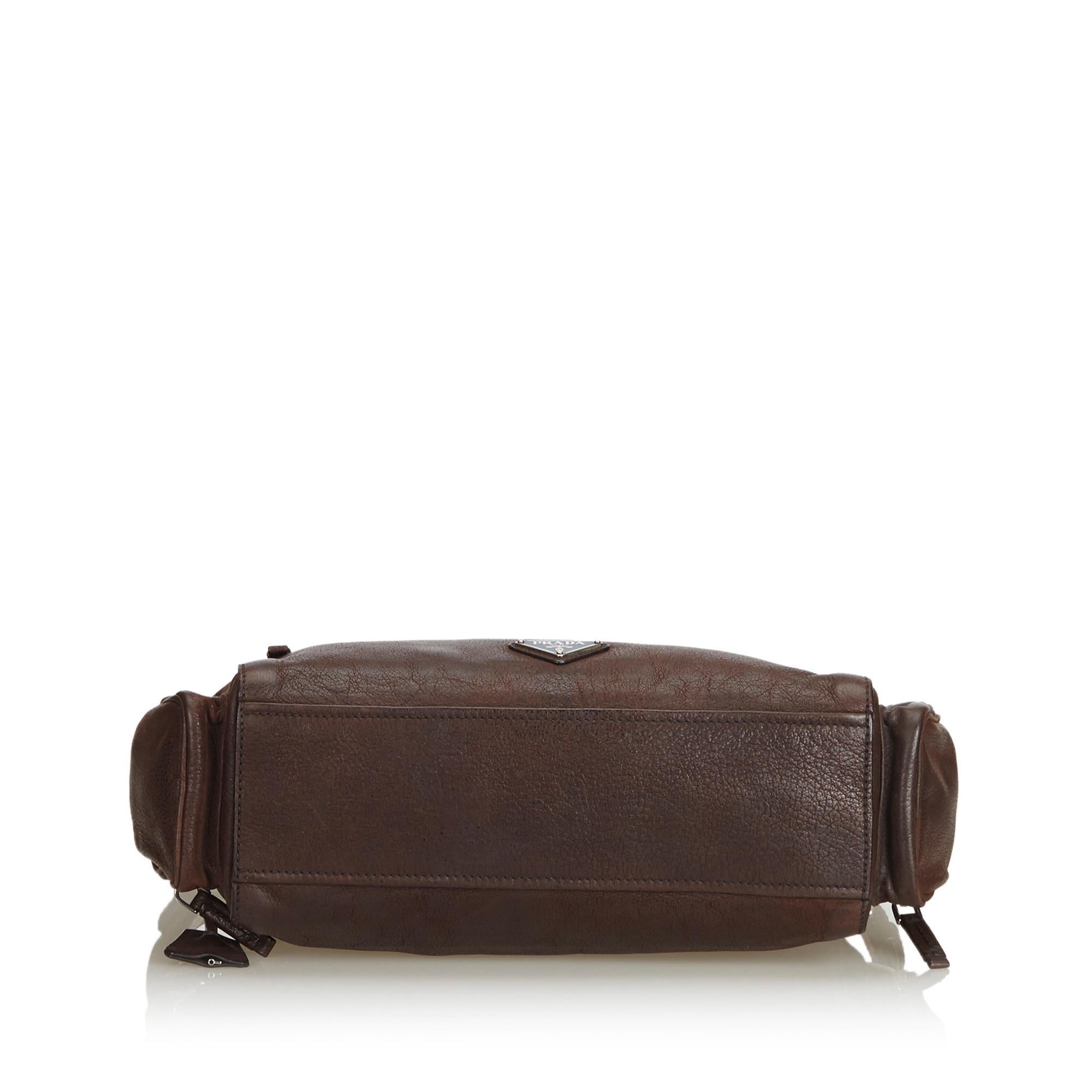 Prada Brown Leather Shoulder Bag In Good Condition In Orlando, FL