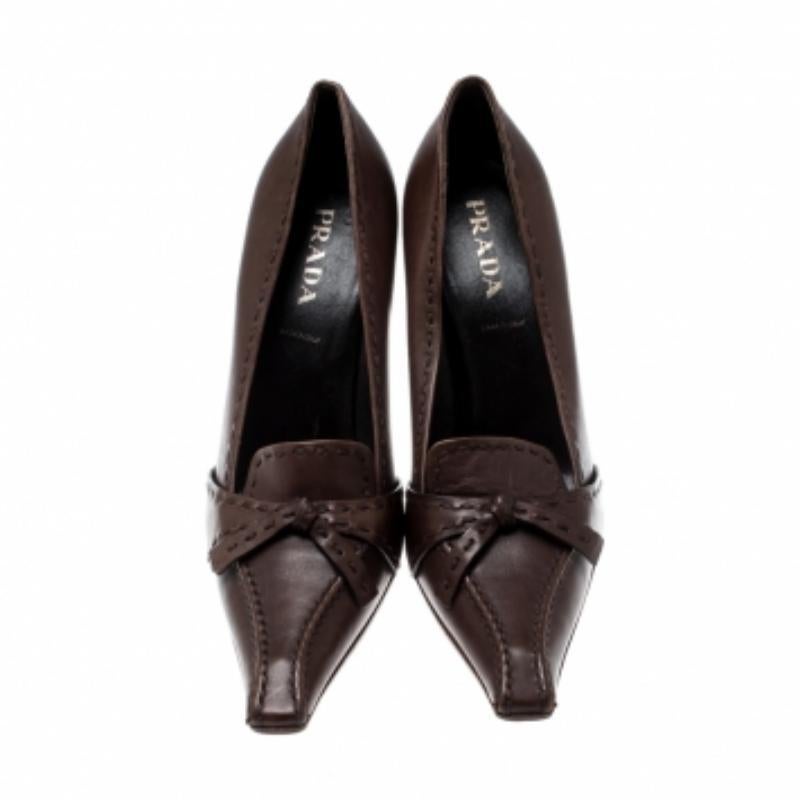 Nero Prada, pelle marrone, Stitch by Stitch, Pompe a Punta Taglia 36,5 in vendita