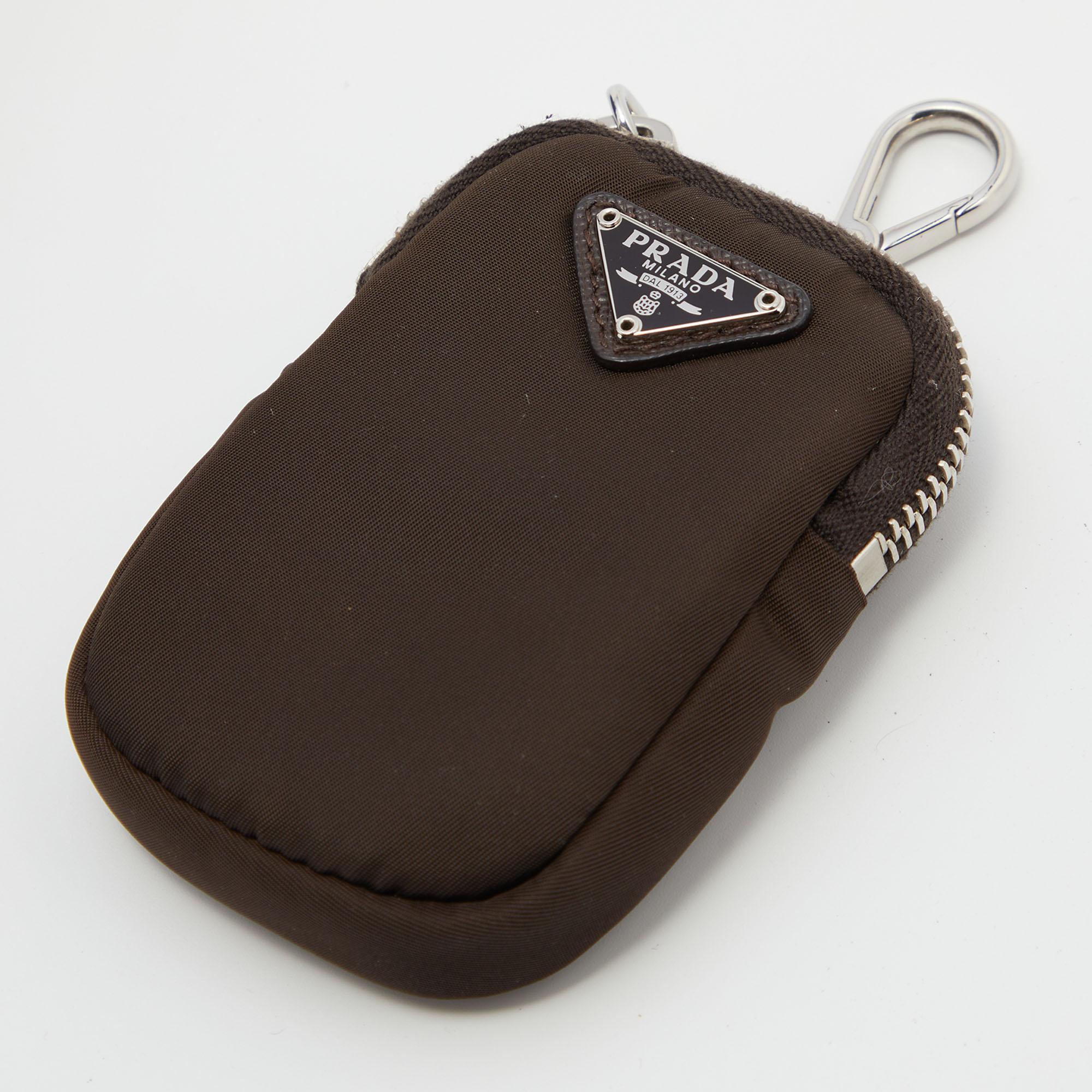 Prada Brown Nylon and Leather Re-Edition 2005 Shoulder Bag 7