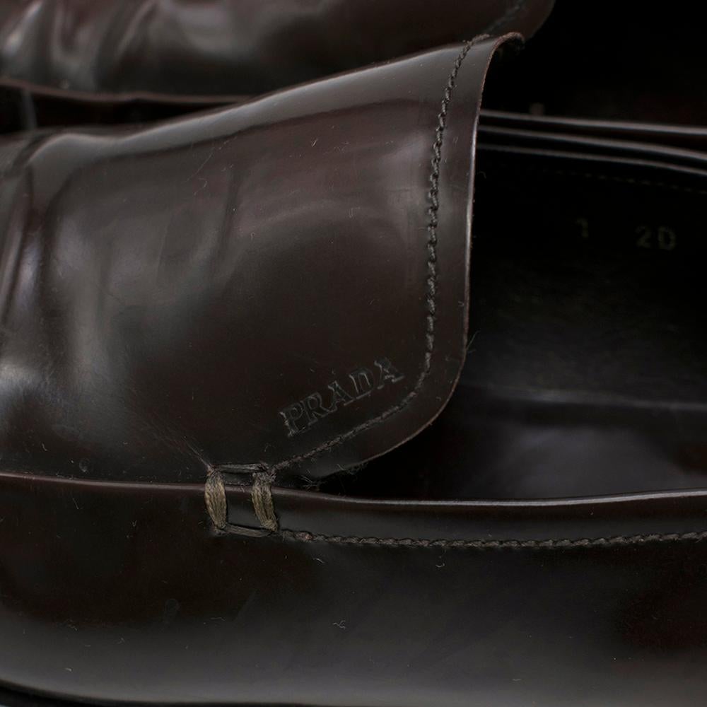 Prada Brown Patent Leather Moccasin Loafers 8 In Good Condition For Sale In London, GB