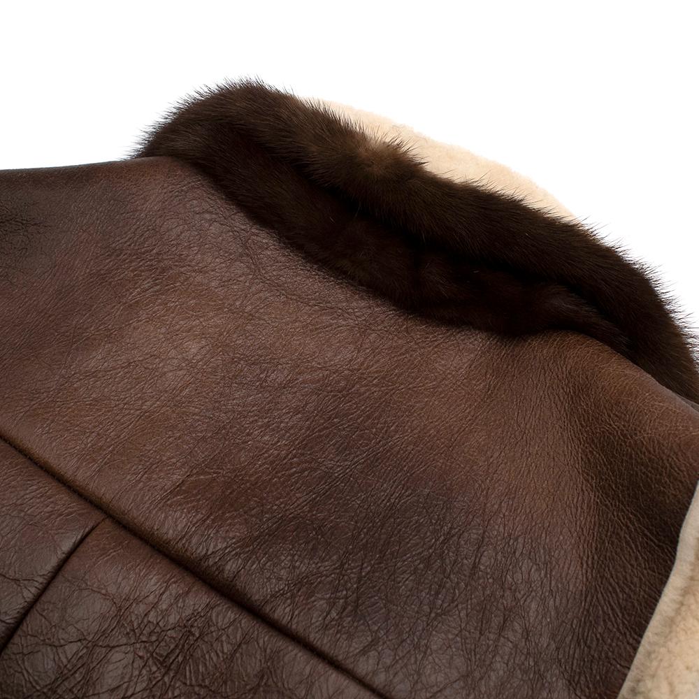 Prada Braunes, mit Shearling gefüttertes, vergoldetes Leder mit Nerzpelzbesatz - Größe US 2 im Angebot 6