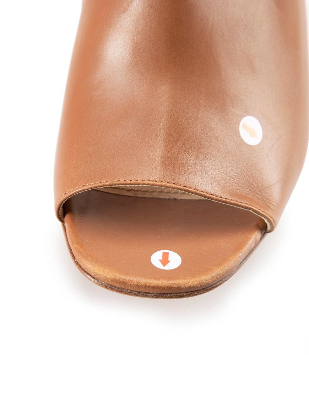Prada Sandali con pannelli in pelle marrone e argento misura IT 41 in vendita 2