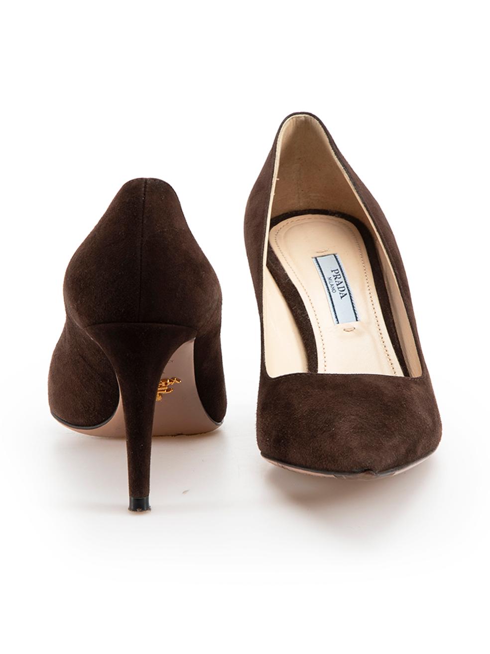 Prada Brown Suede Pointed Toe Pumps Size IT 36.5 In Excellent Condition For Sale In London, GB