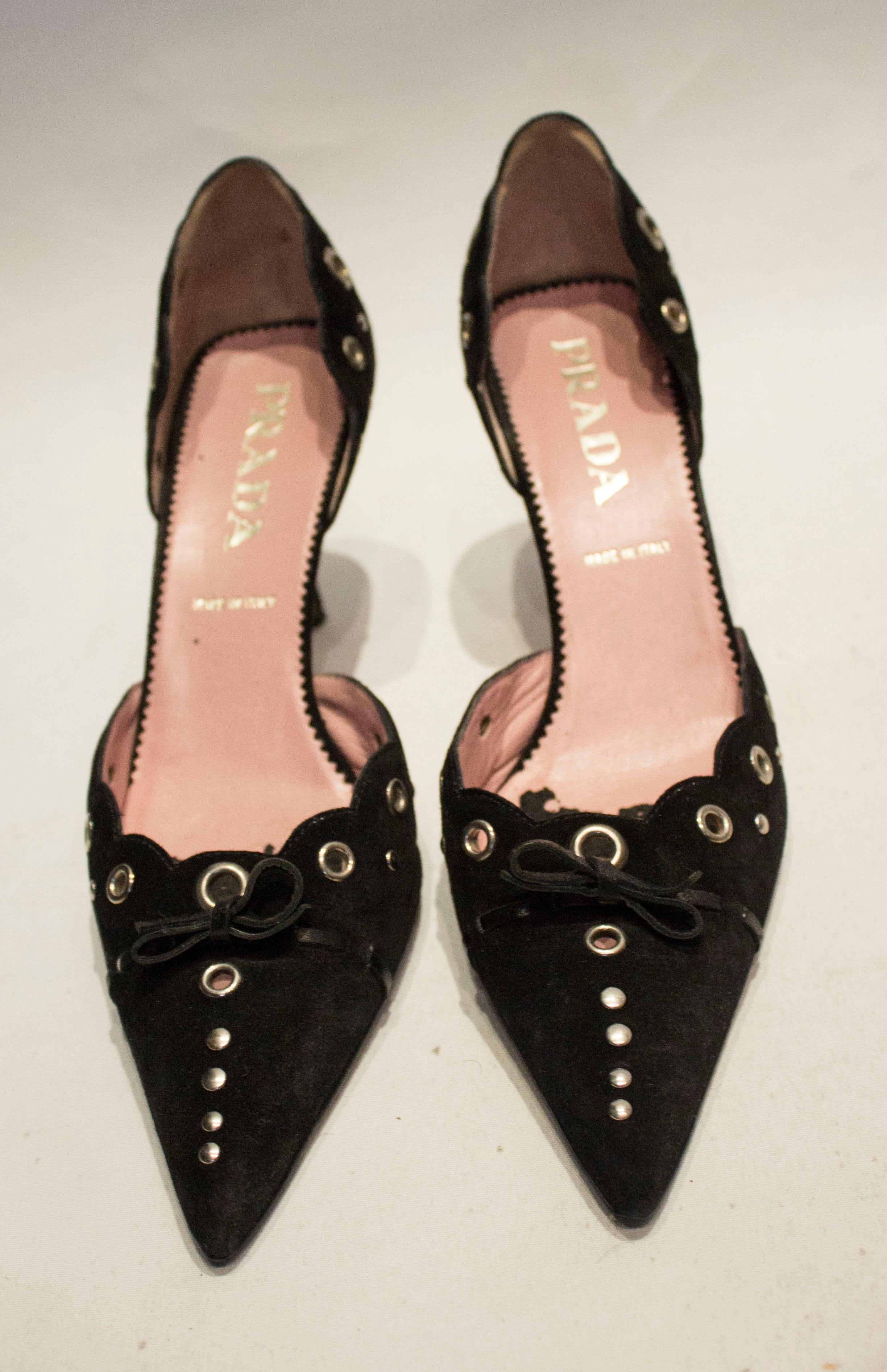 Prada Schuhe aus braunem Wildleder Damen
