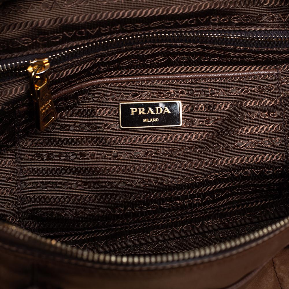 Prada Braune Tessuto-Tote aus Nylon und Saffiano-Leder mit Reißverschluss 2