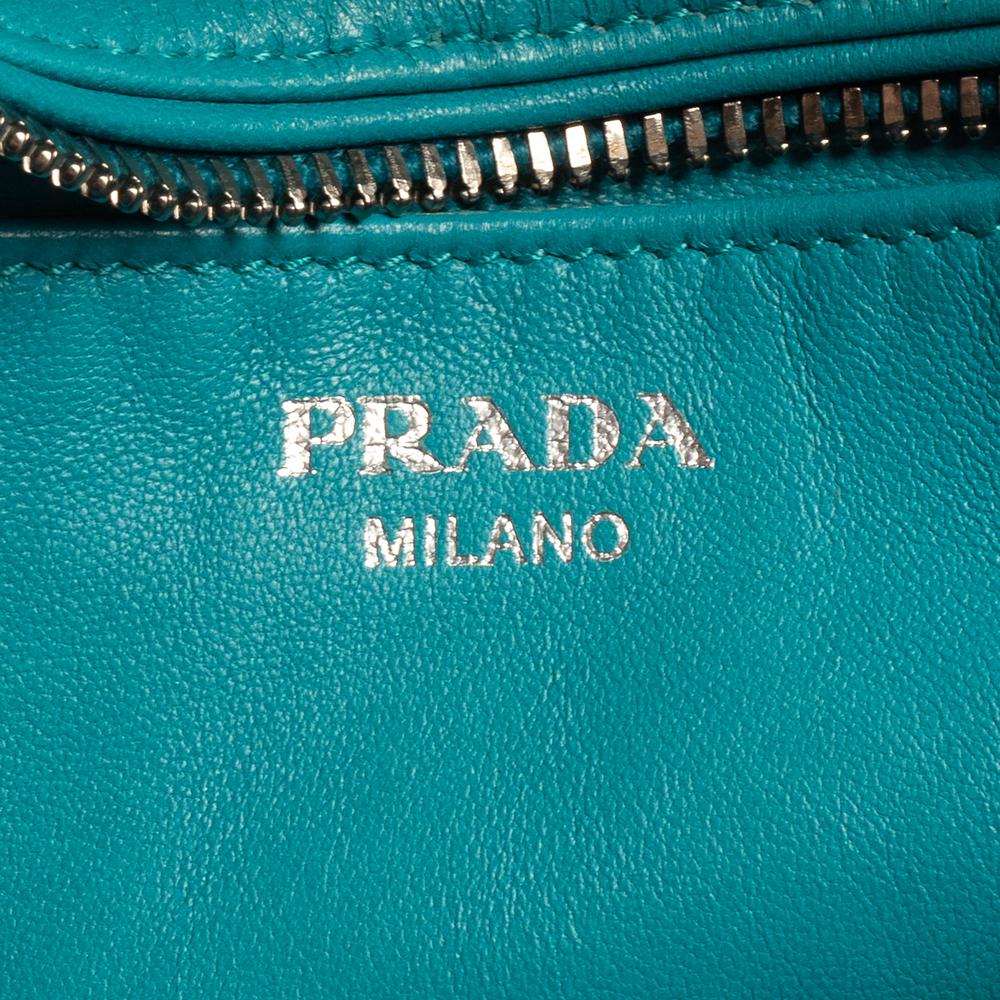 Prada Brown/Turquoise Soft Leather Medium Inside Bag In Good Condition In Dubai, Al Qouz 2