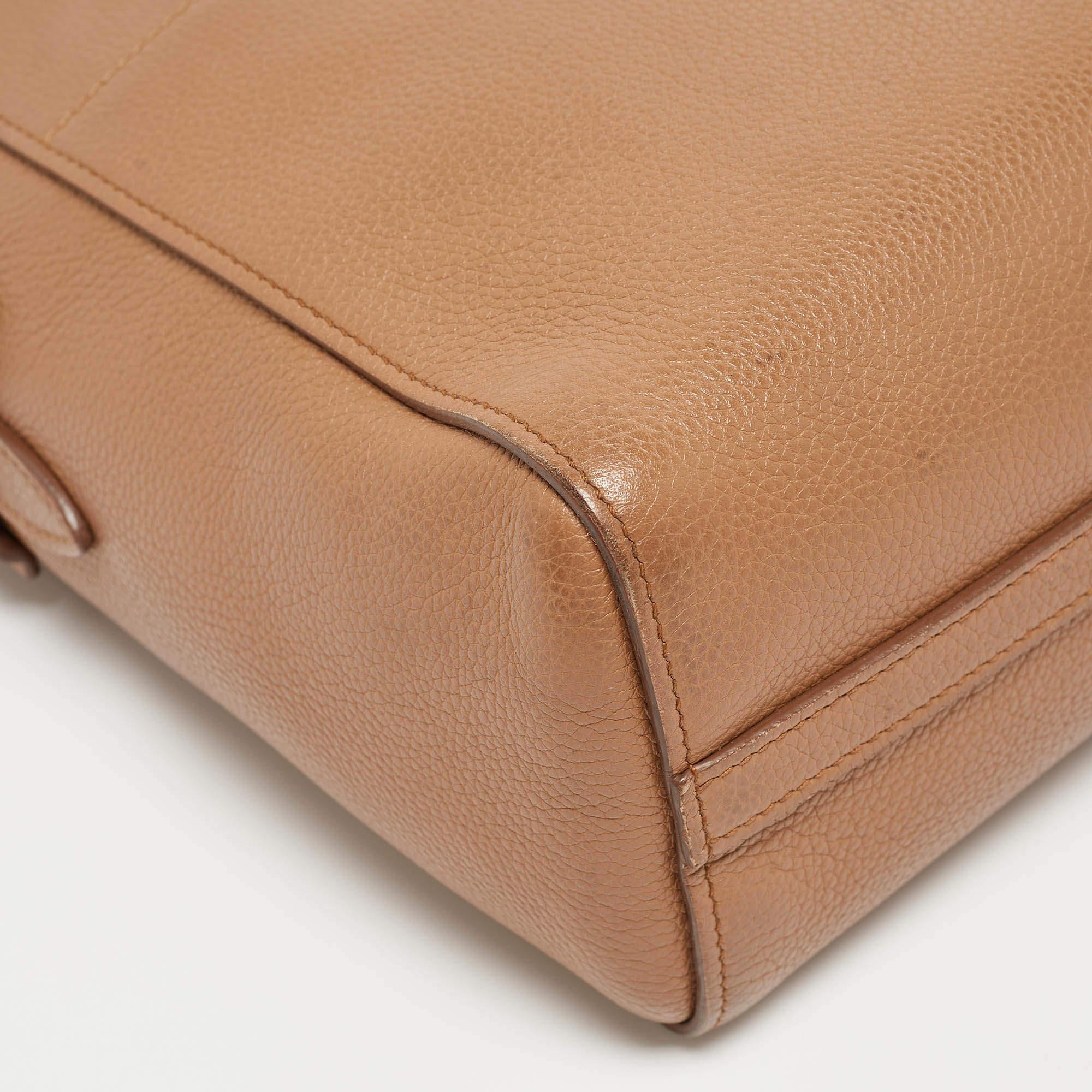 Prada Brown Vitello Daino Leather Logo Shoulder Bag For Sale 14
