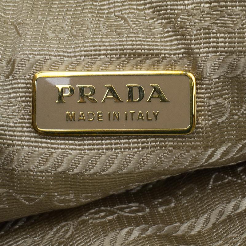 Prada Brown/ White Saffiano Leather Perforated Wristlet Clutch In Good Condition In Dubai, Al Qouz 2