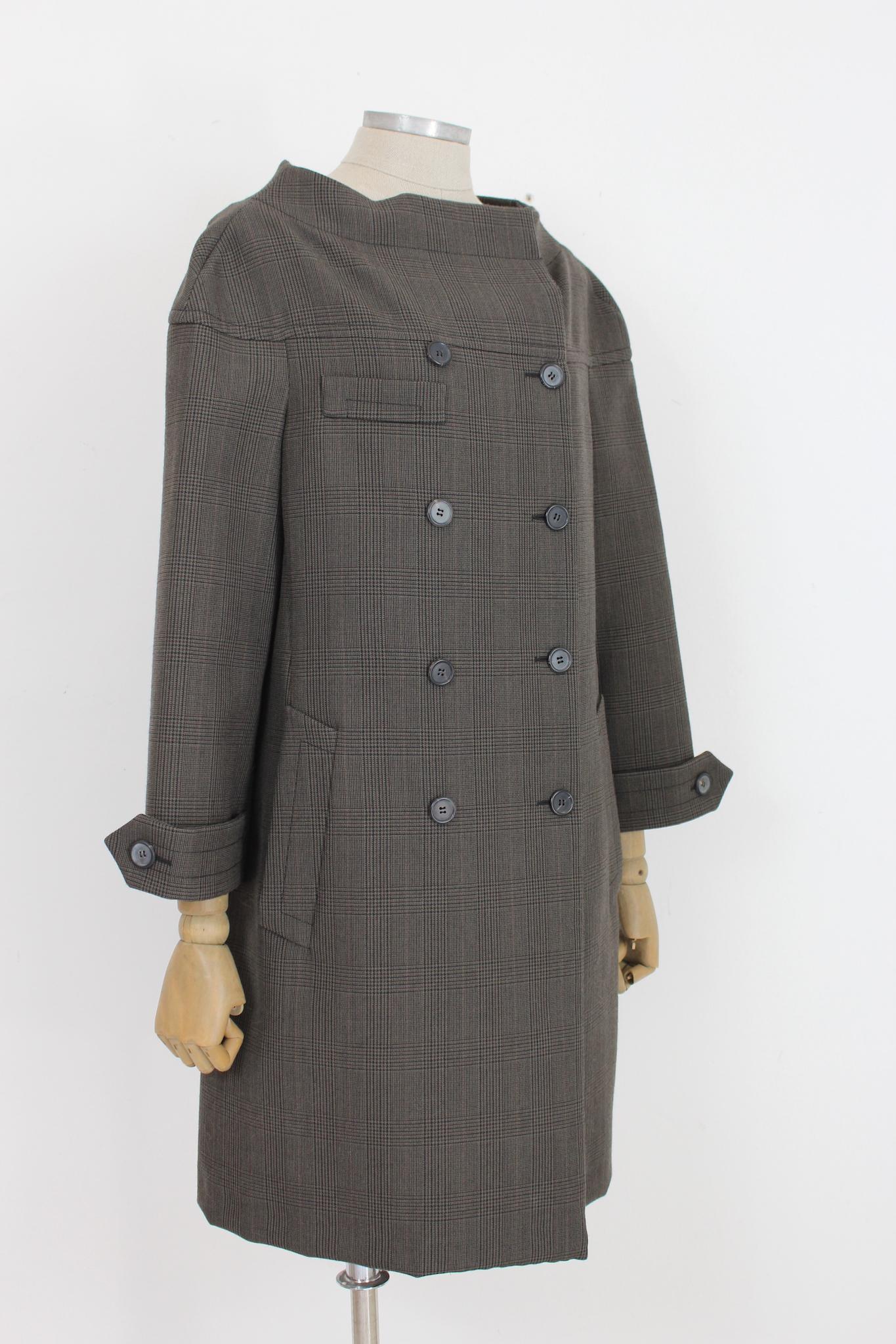 Prada Brown Wool Vintage Check Coat In Excellent Condition In Brindisi, Bt