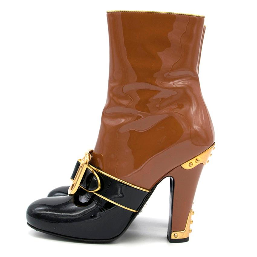 Prada Buckled Two-Tone Patent Leather Buckle Boots US 5.5 In Excellent Condition For Sale In London, GB