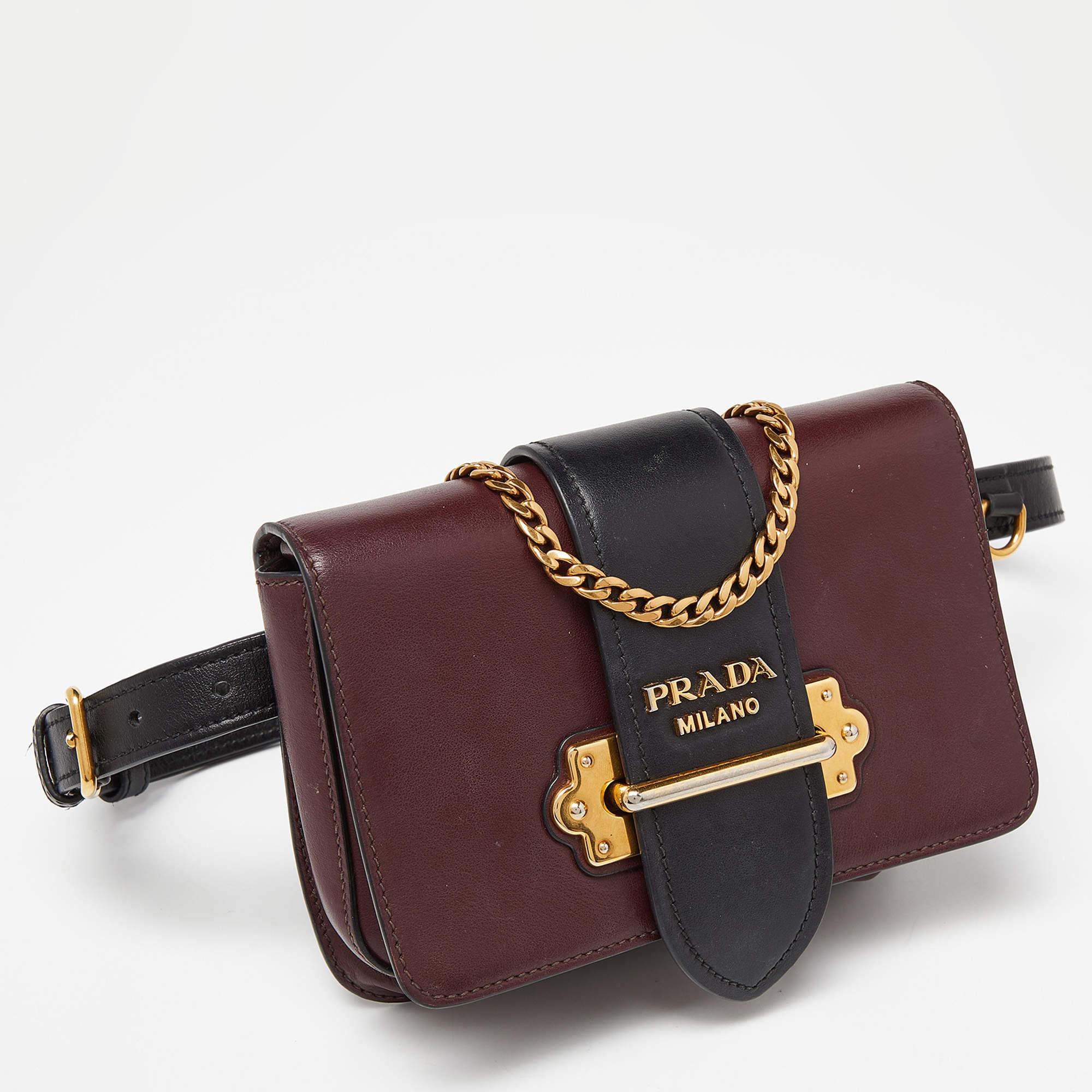 The fashion house’s tradition of excellence, coupled with modern design sensibilities, works to make this Prada bag one of a kind. It's a fabulous accessory for everyday use.

