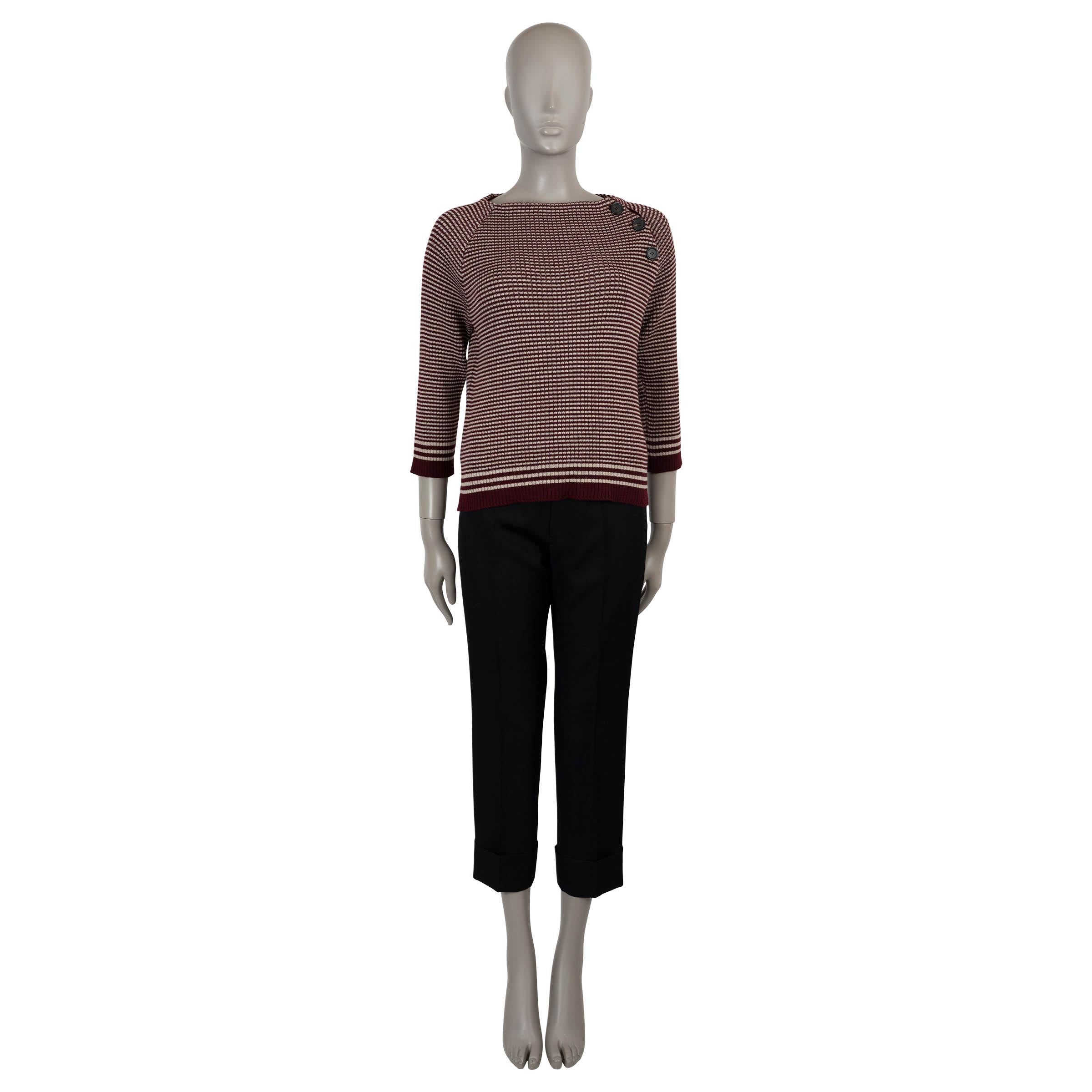 PRADA pull en laine bordeaux et crème 2017 à rayures et boutons 44 L. Excellent état - En vente à Zürich, CH
