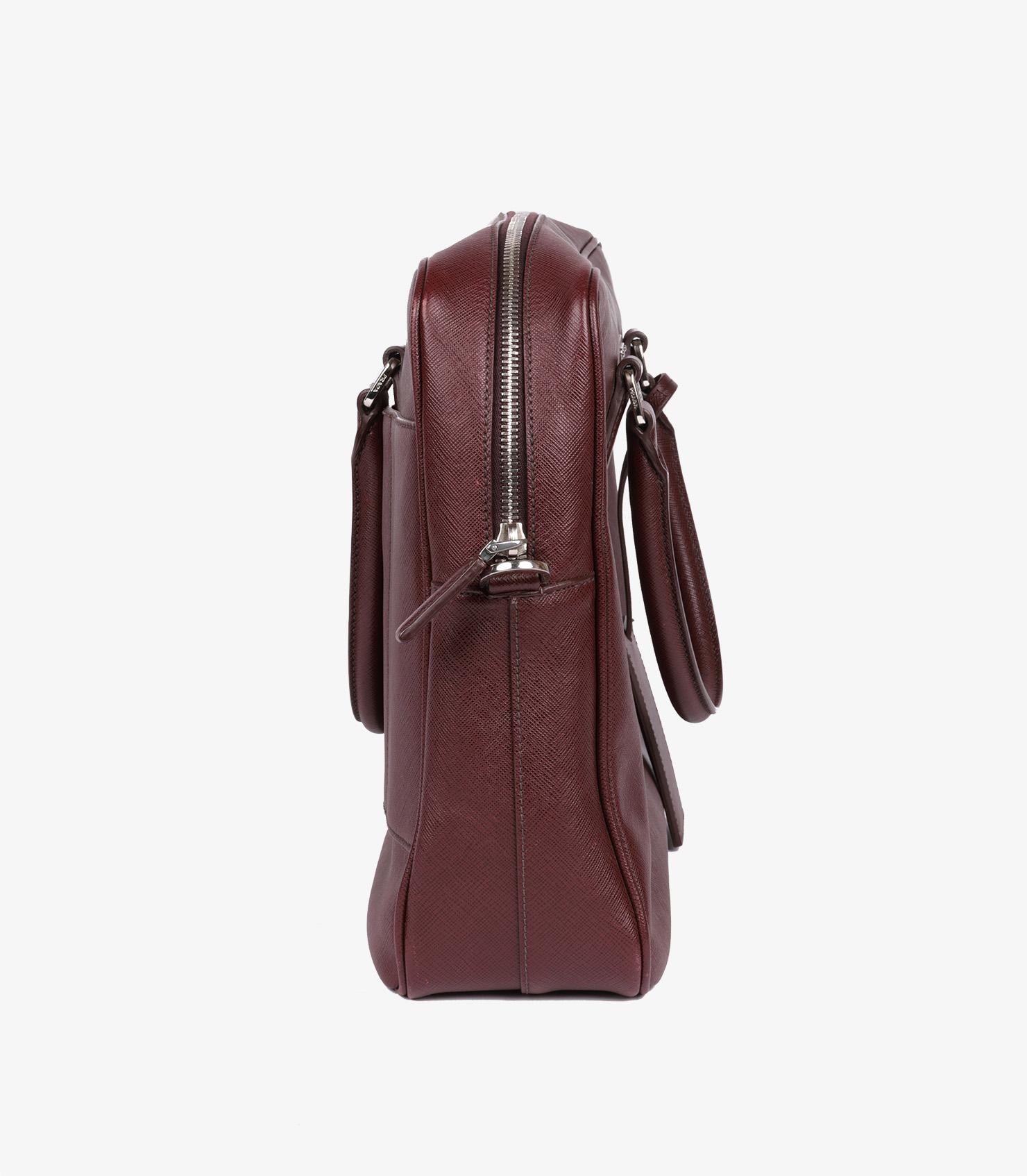 Prada Burgundy Saffiano Leather Work Bag In Good Condition For Sale In Bishop's Stortford, Hertfordshire