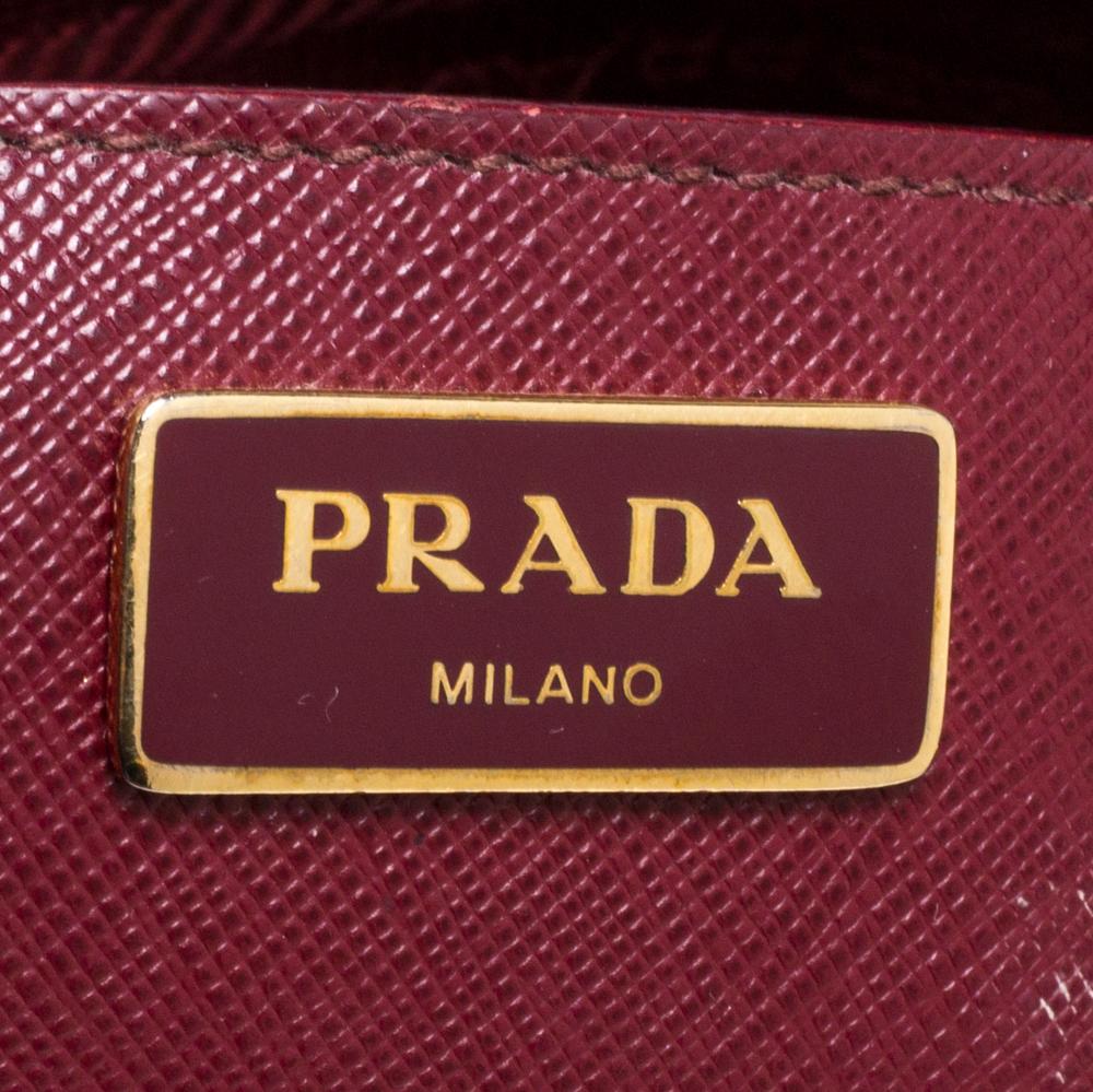 Prada Burgund Saffiano Lux Leder Medium Galleria Double Zip Tote 1