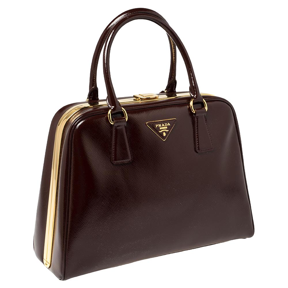 Saffiano vernice prada clearance