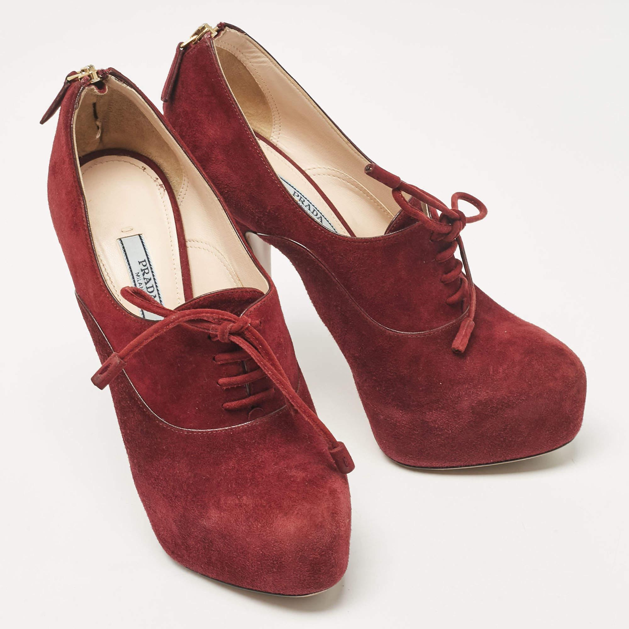 Prada Burgundy Suede Lace Up Booties Size 37.5 In Good Condition For Sale In Dubai, Al Qouz 2