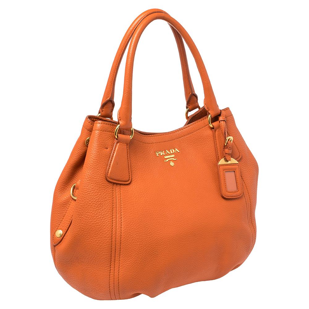 Prada Burnt Orange Vitello Daino Leather Snap Shoulder Bag In Good Condition In Dubai, Al Qouz 2