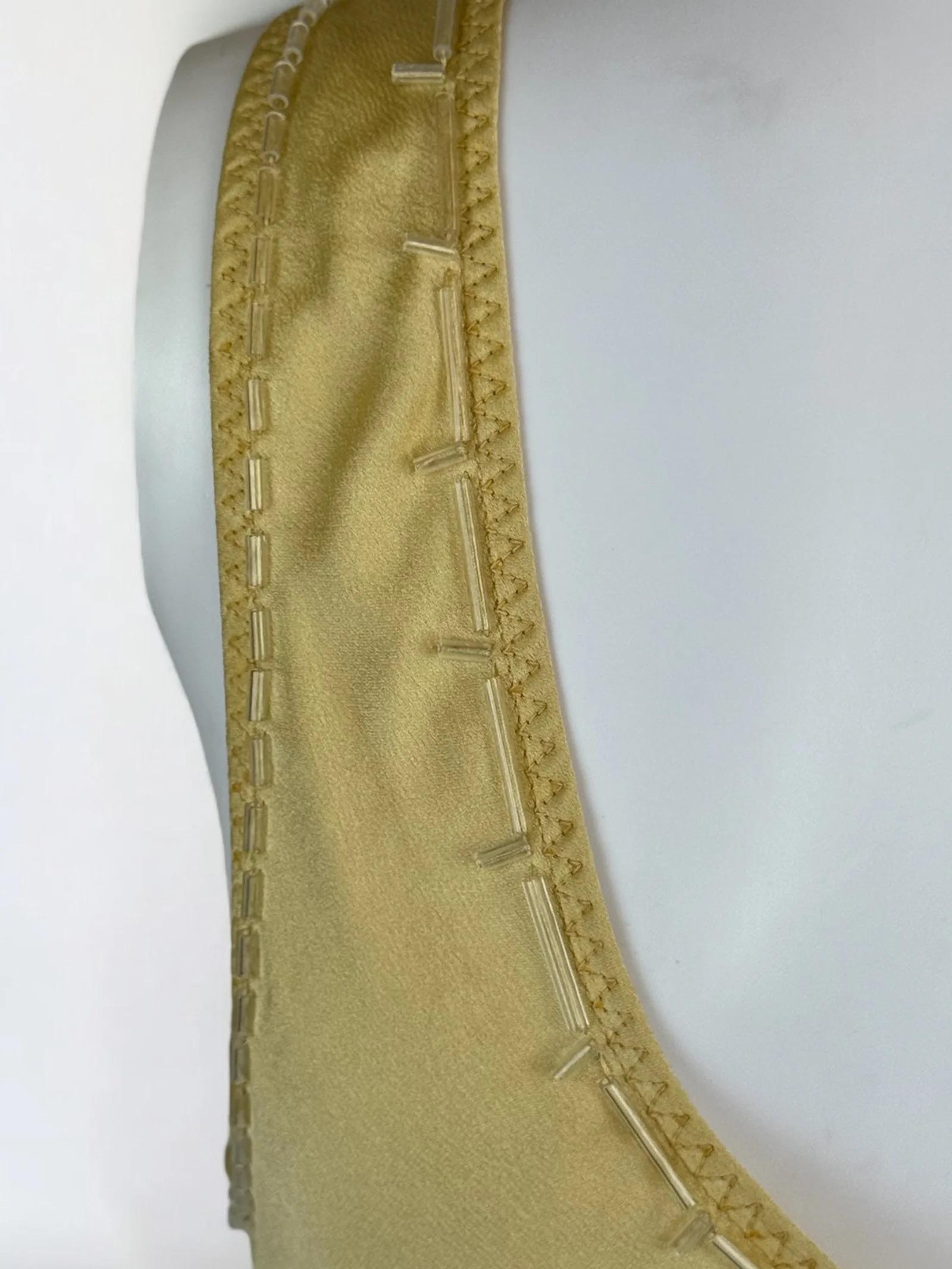 Robe en soie perlée jaune beurre de Prada, années 1990 en vente 2