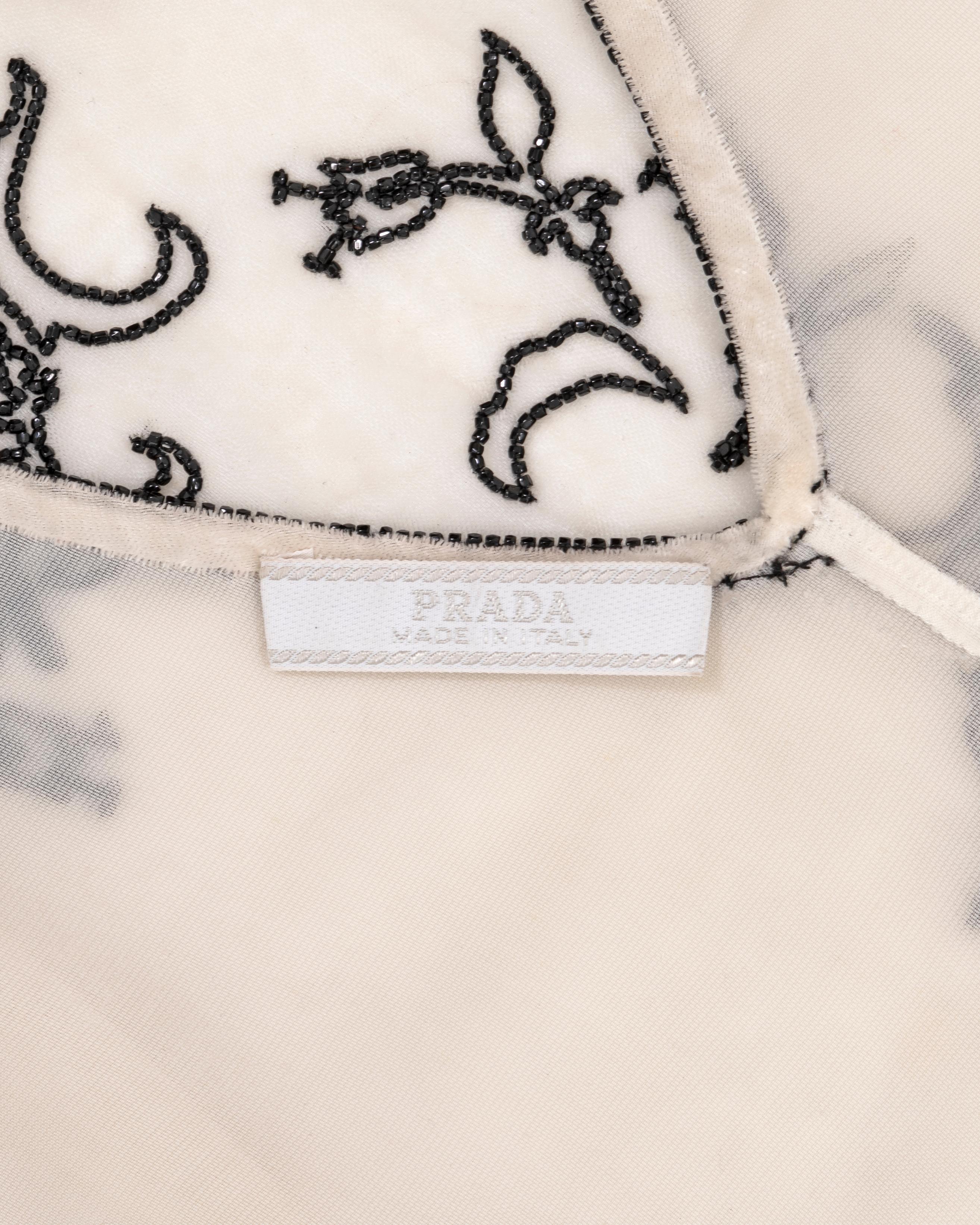 Robe droite en velours ivoire à motifs perlés Prada par Miuccia Prada, A/H 1997 en vente 9