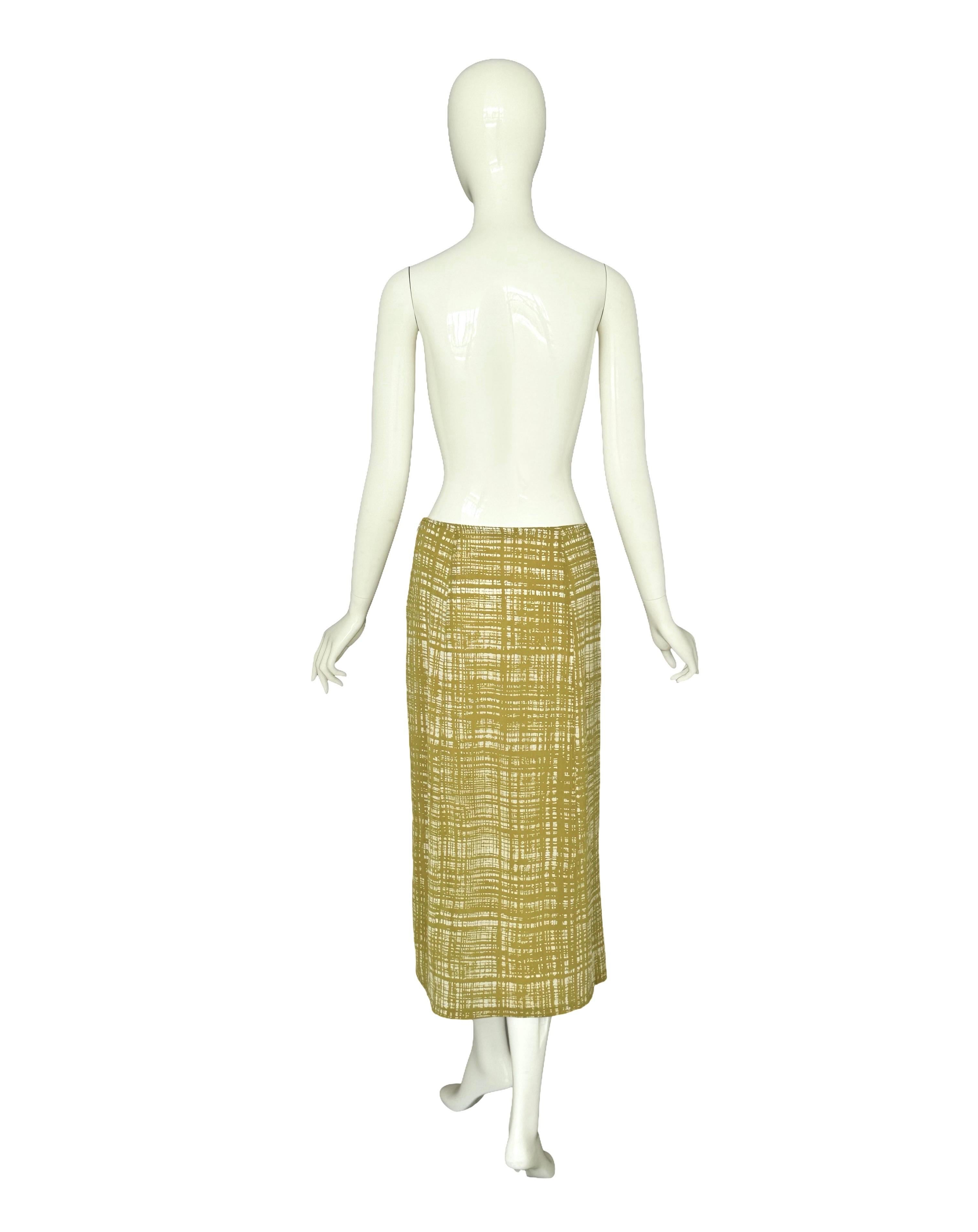 Jupe imprimée Prada par Miuccia Prada, collection de défilé printemps-été 1996 en vente 3