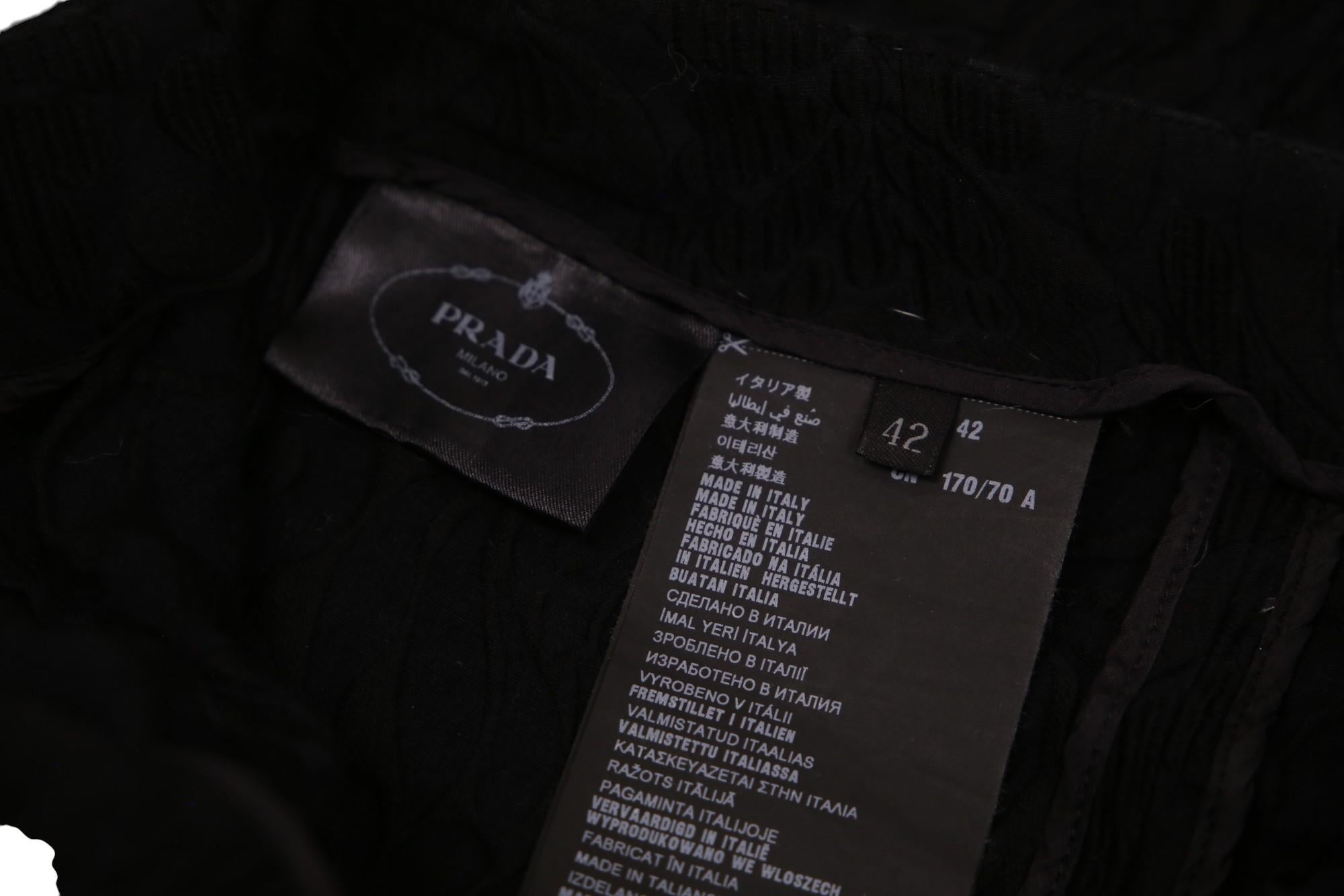 Prada by Miuccia S/S 2015 Pantalones vaqueros negros con estampado floral desgastado en venta 7