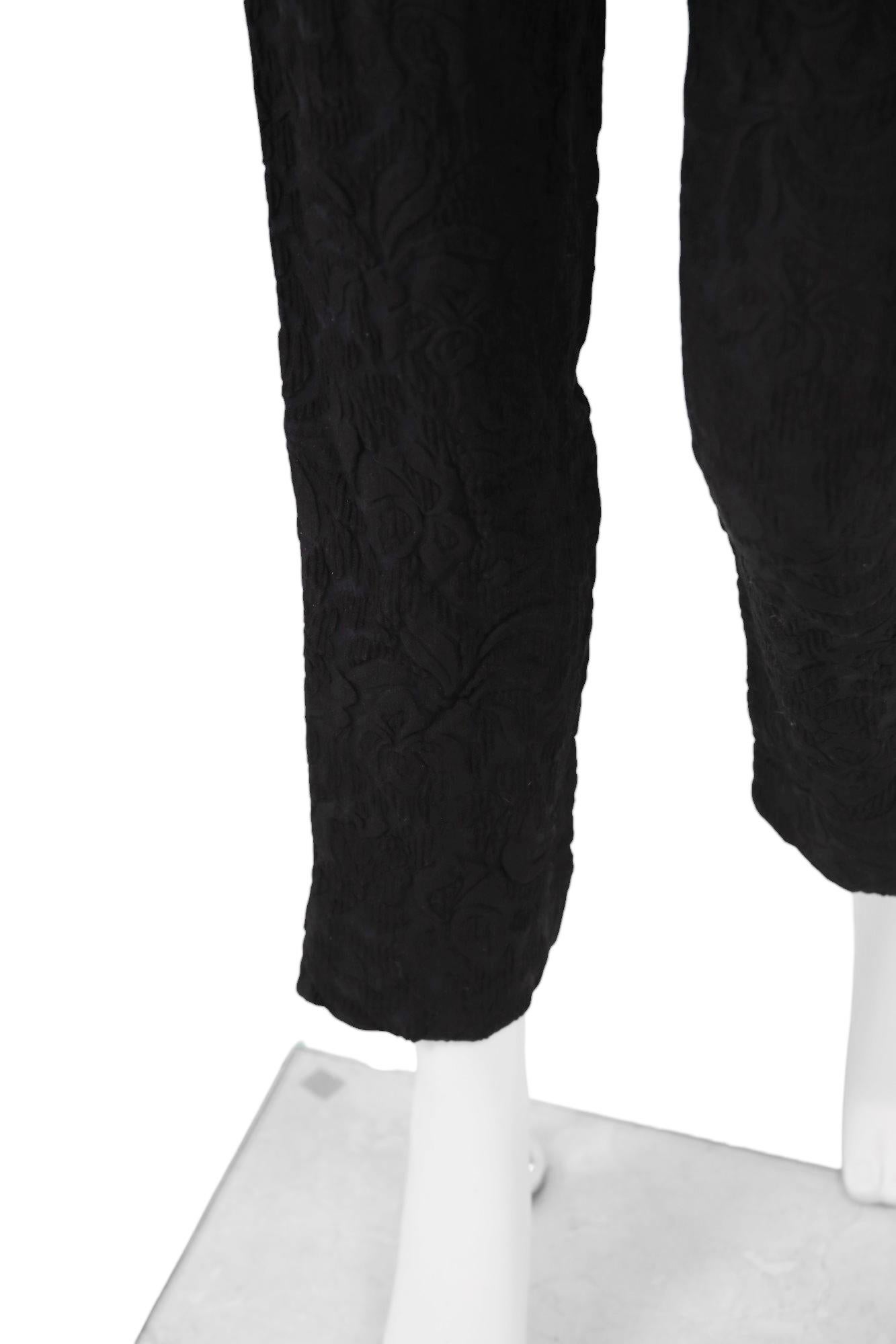 Prada by Miuccia S/S 2015 Pantalones vaqueros negros con estampado floral desgastado en venta 2