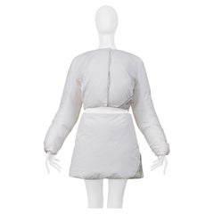 Prada By Raf Simons Giacca e minigonna imbottite in cotone bianco 2023