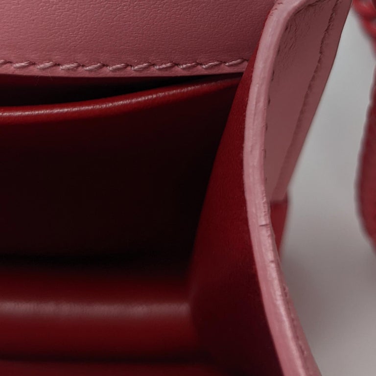 Leather crossbody bag Prada Pink in Leather - 27457712