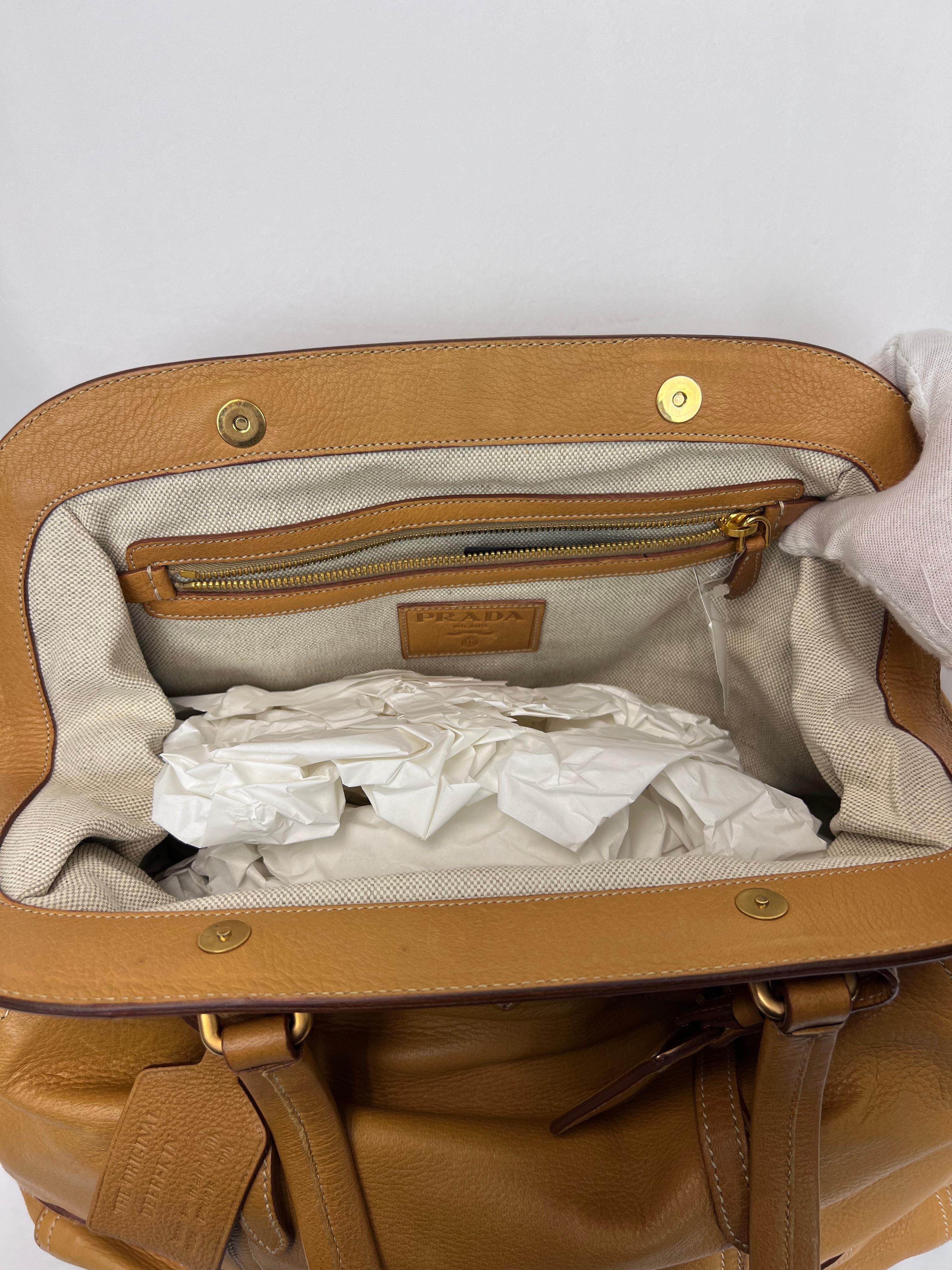 PRADA Camel Leather High Doctor's Bag In Excellent Condition For Sale In West Hartford, CT