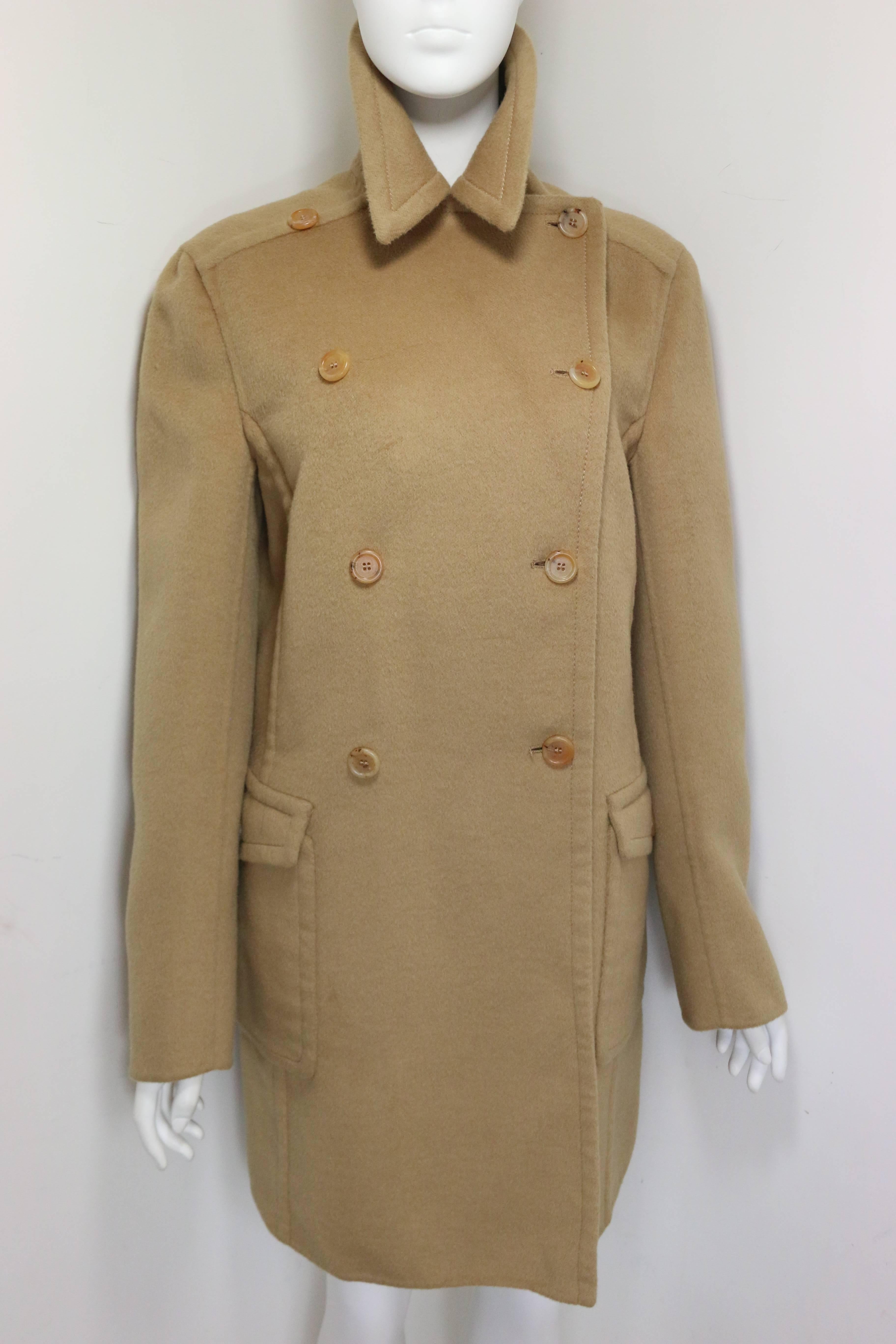 Cappotto doppiopetto in lana di cammello e pelo di capra di Prada In condizioni ottime in vendita a Sheung Wan, HK