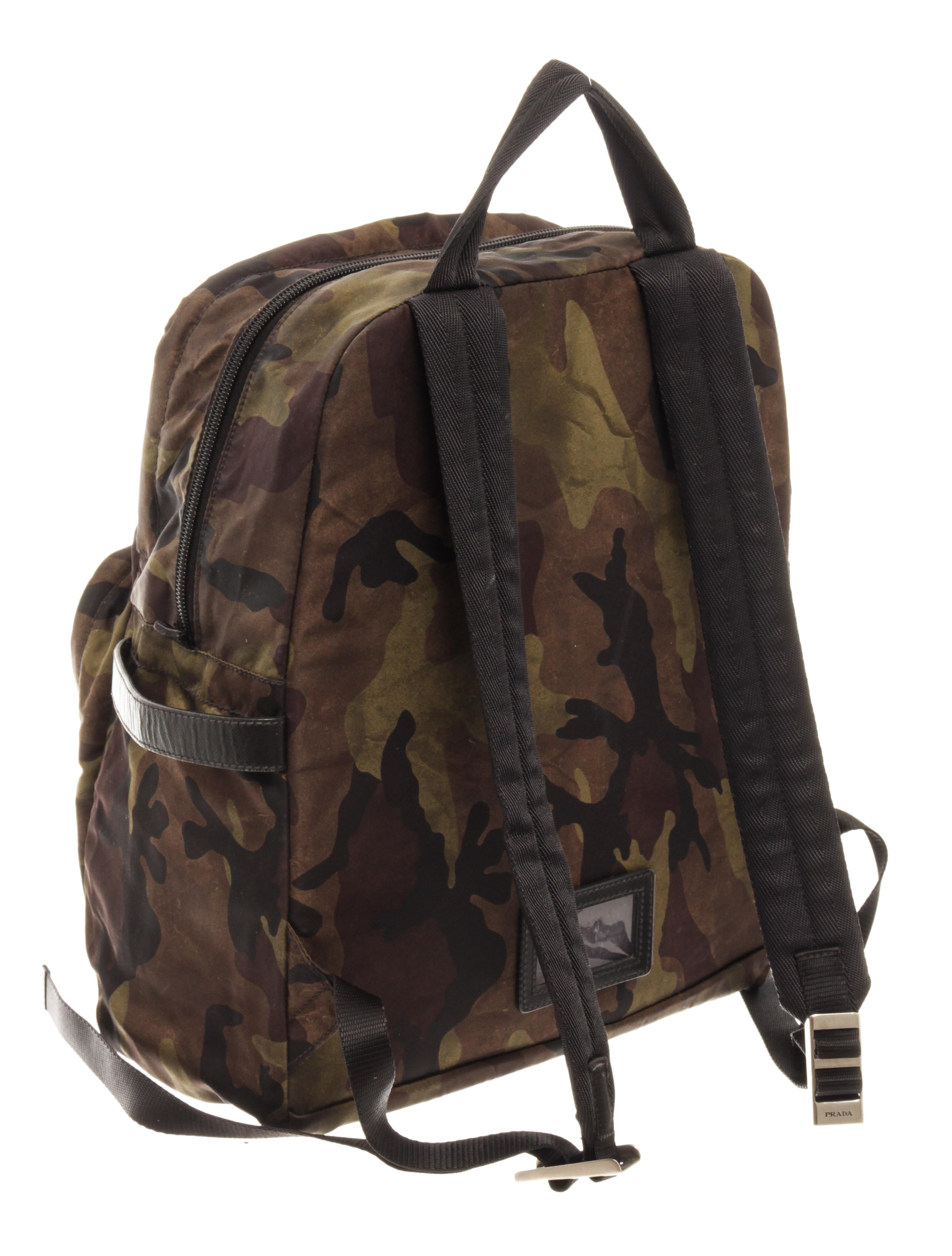 Prada Camo Nylon Double zip Medium Backpack In Good Condition In Irvine, CA
