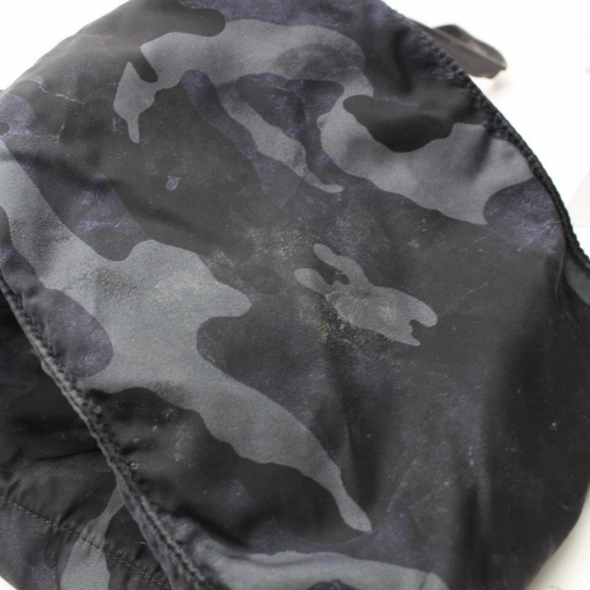 Prada Camouflage 867531 Black Nylon Tote For Sale 5