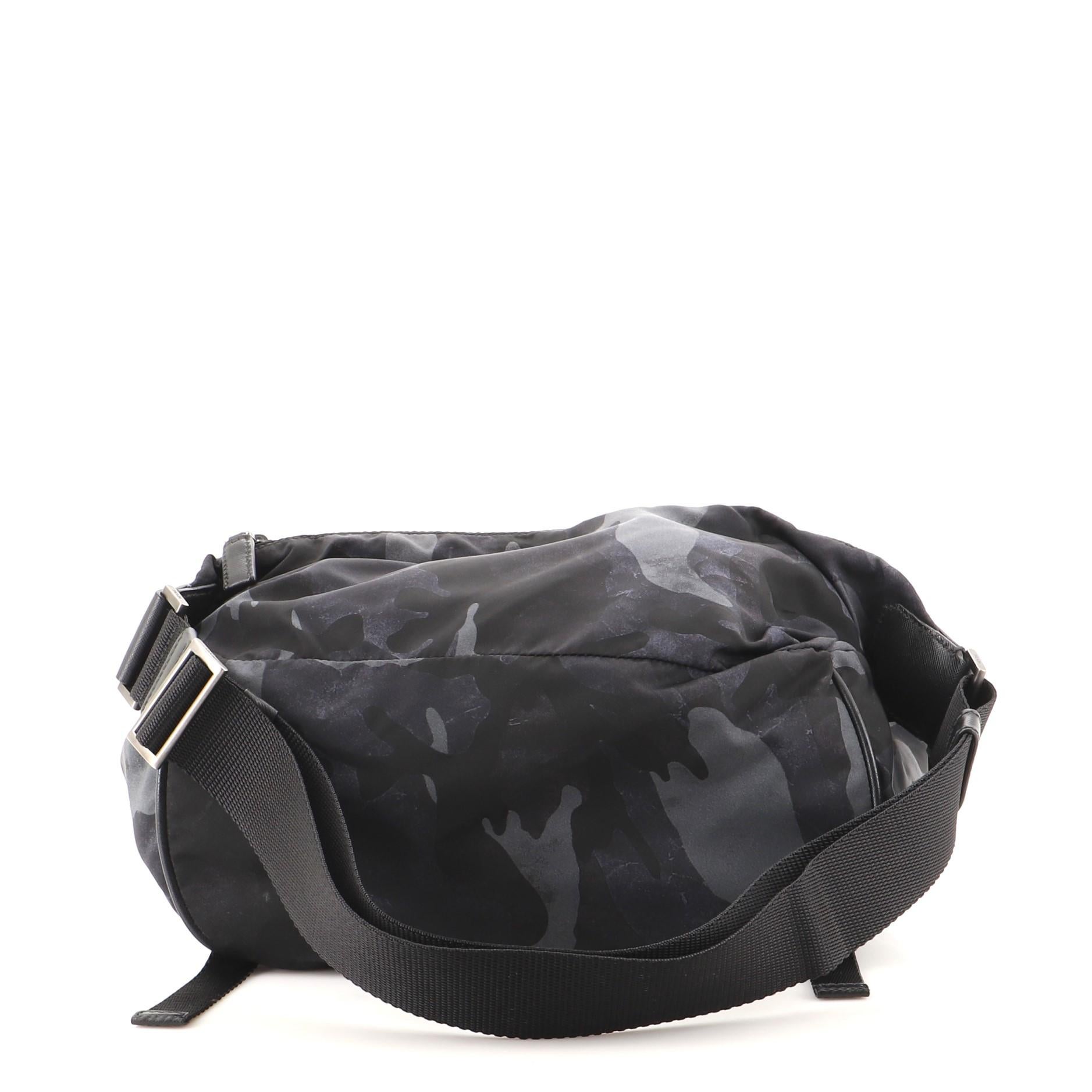 Prada Camouflage Umwandelbare Tasche Gürteltasche Tessuto Medium (Schwarz)