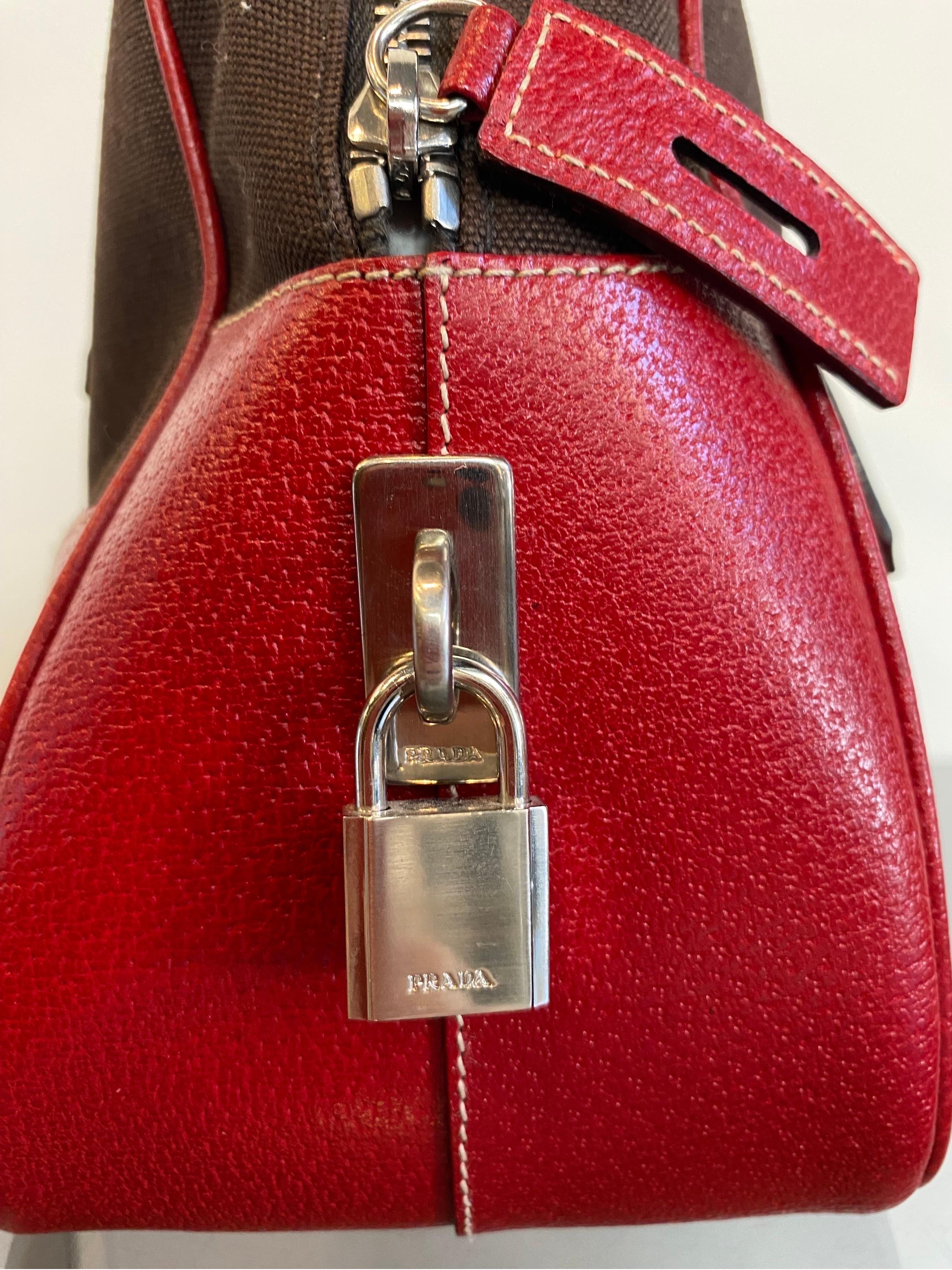 Women's or Men's Prada canapa handbag For Sale